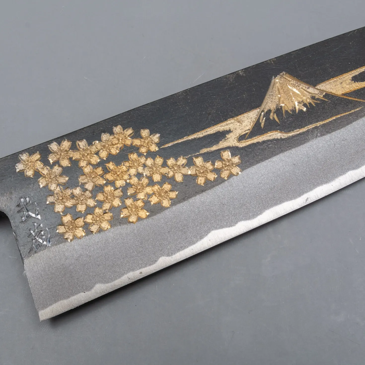 Musashi Aogami 2 Santoku Sakura Fuji