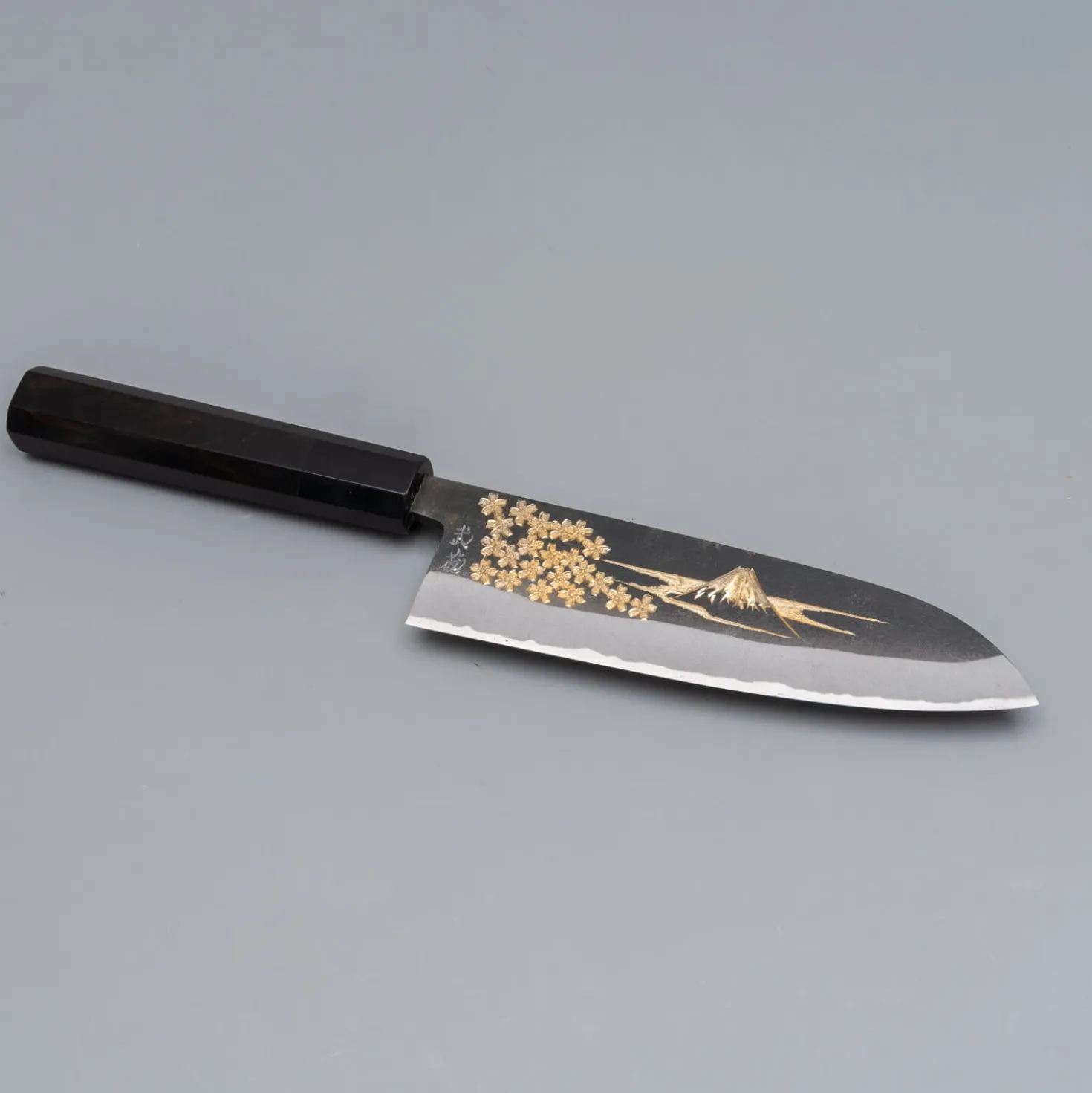 Musashi Aogami 2 Santoku Sakura Fuji