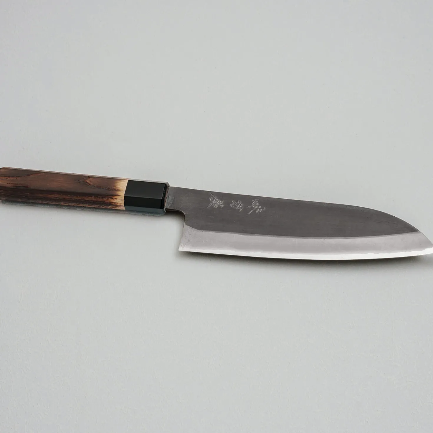 Mutsumi Hinoura Shirogami Kurouchi Santoku 18 cm