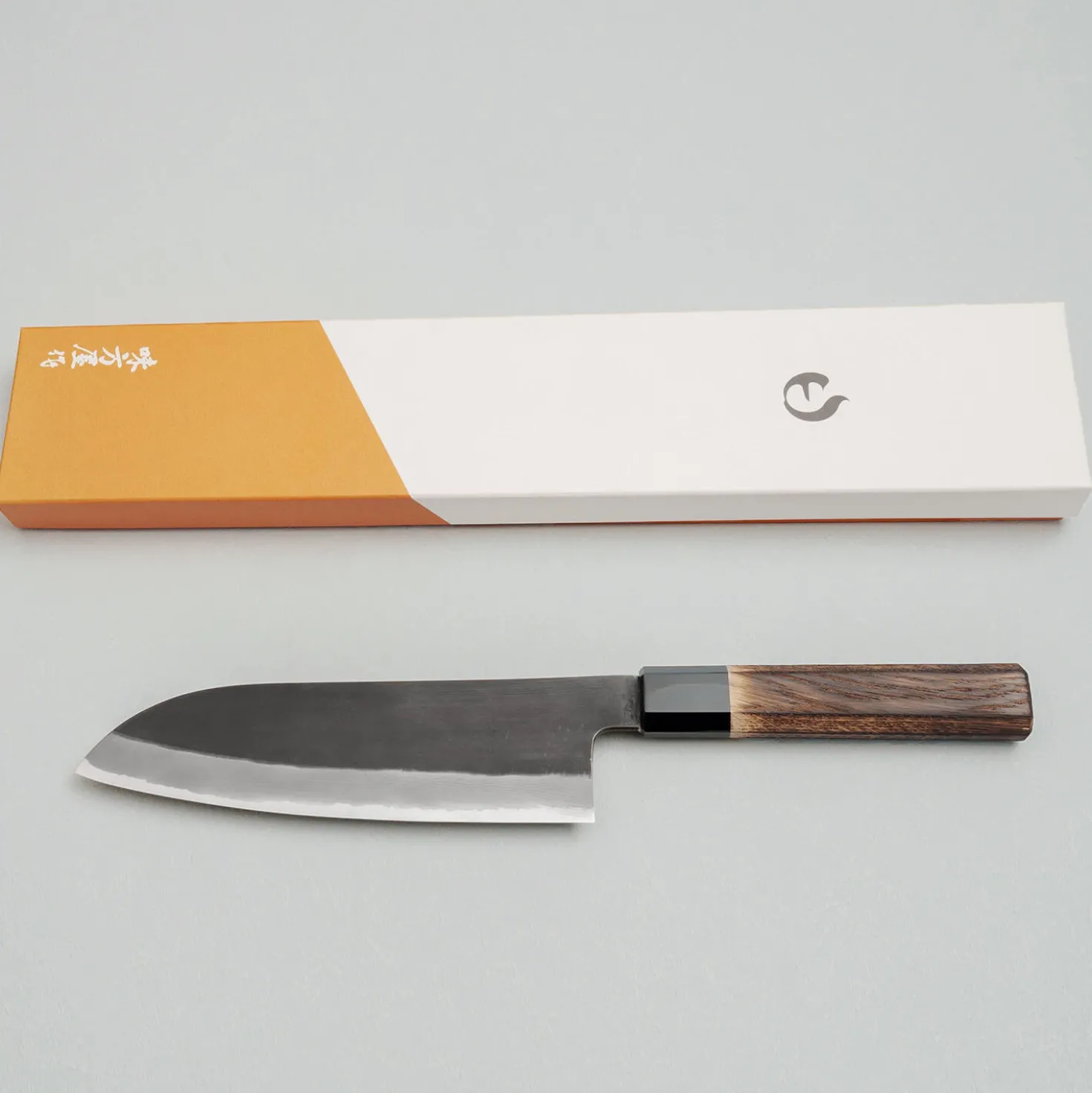 Mutsumi Hinoura Shirogami Kurouchi Santoku 18 cm