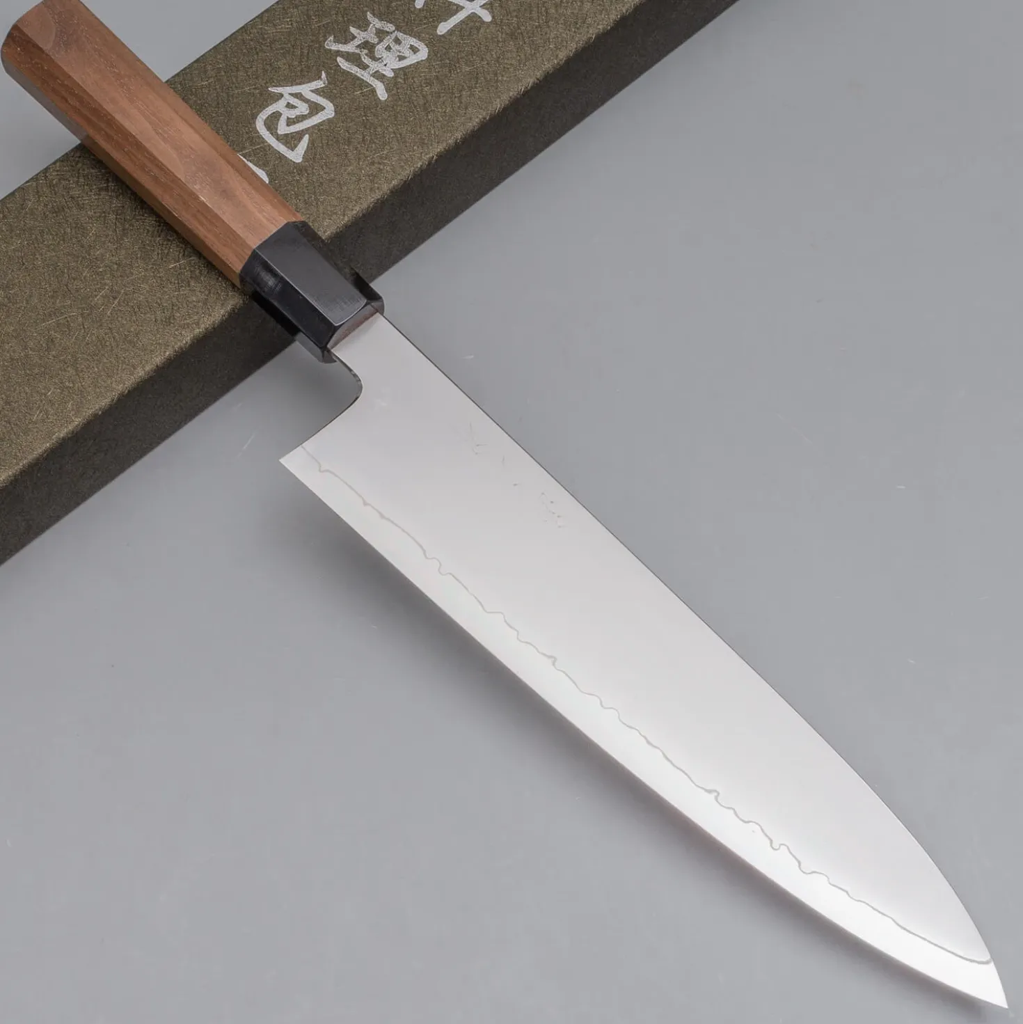 Myojin Riki Seisakusho SG2 Gyuto 24 cm