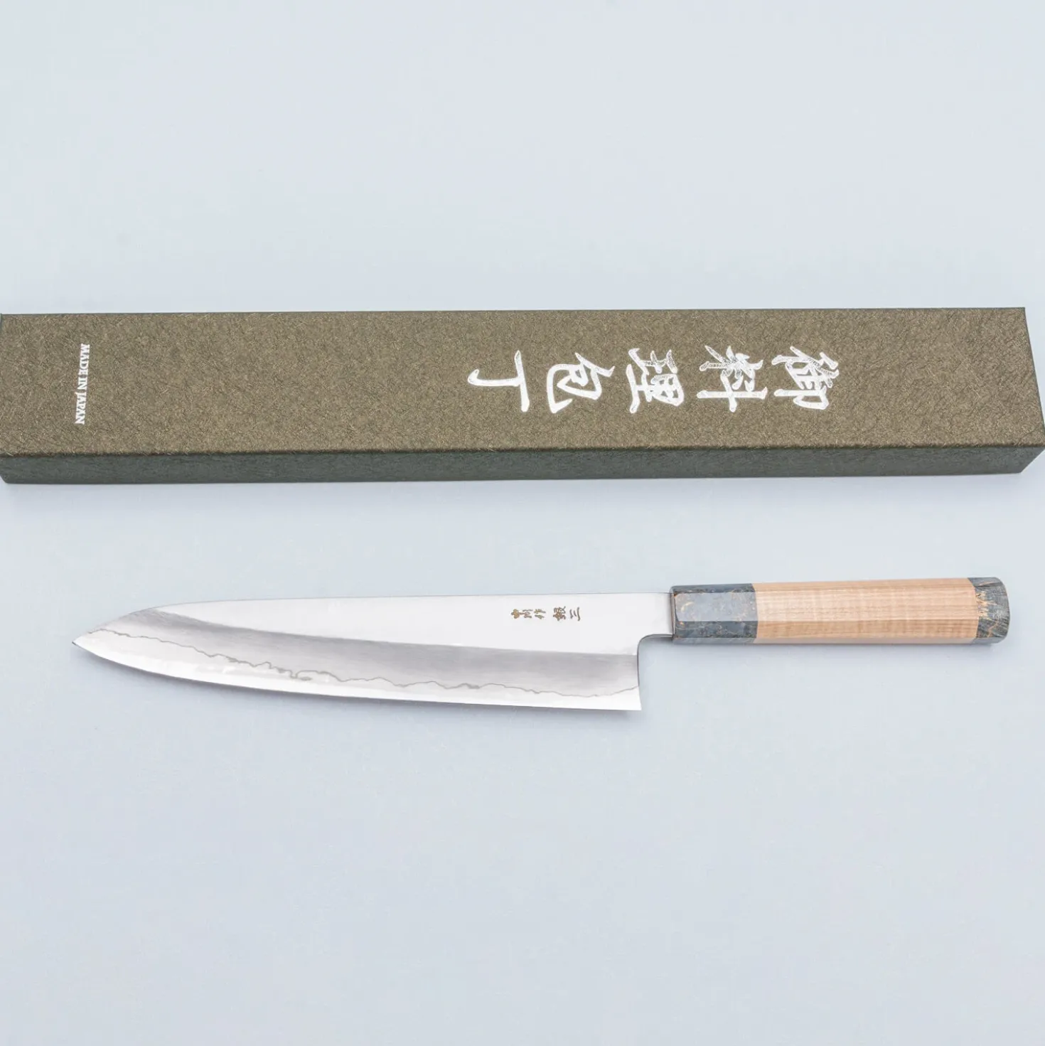 Nakagawa Satoshi Silver 3 Maplewood Gray Gyuto 21 cm