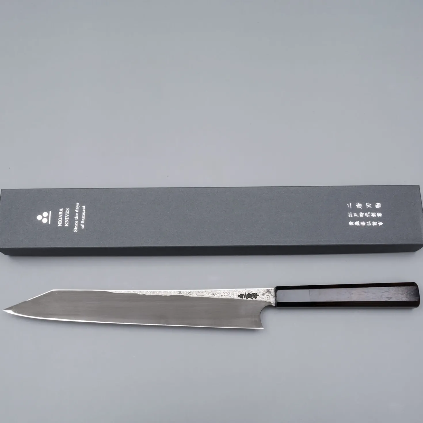 Nigara Aogami #2 Anmon Kurozome Kiritsuke Yanagiba 27 cm