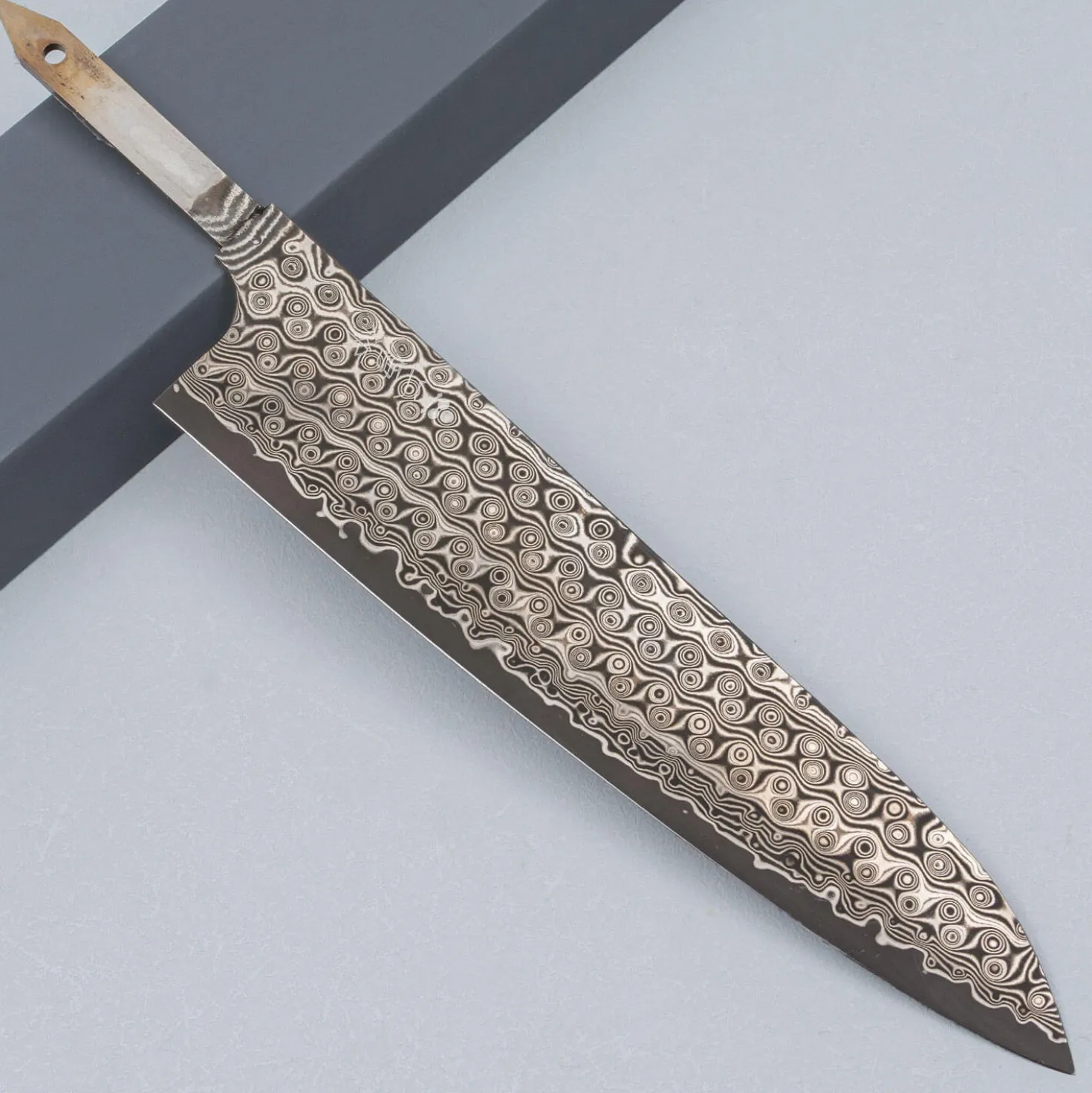 Nigara SG2 Damast Gyuto 24 cm Lemmet