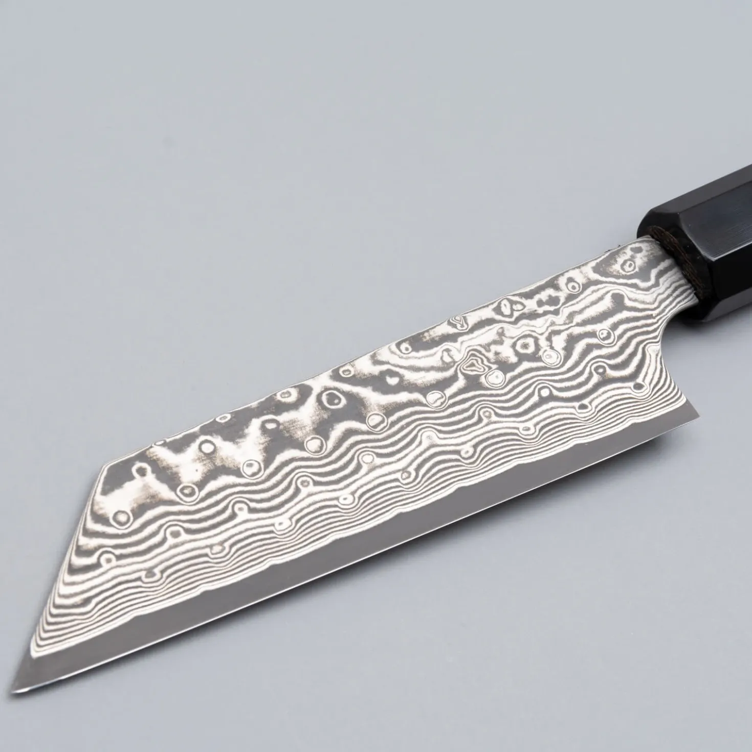 Nigara SG2 Damast Kiritsuke Petty 12 cm