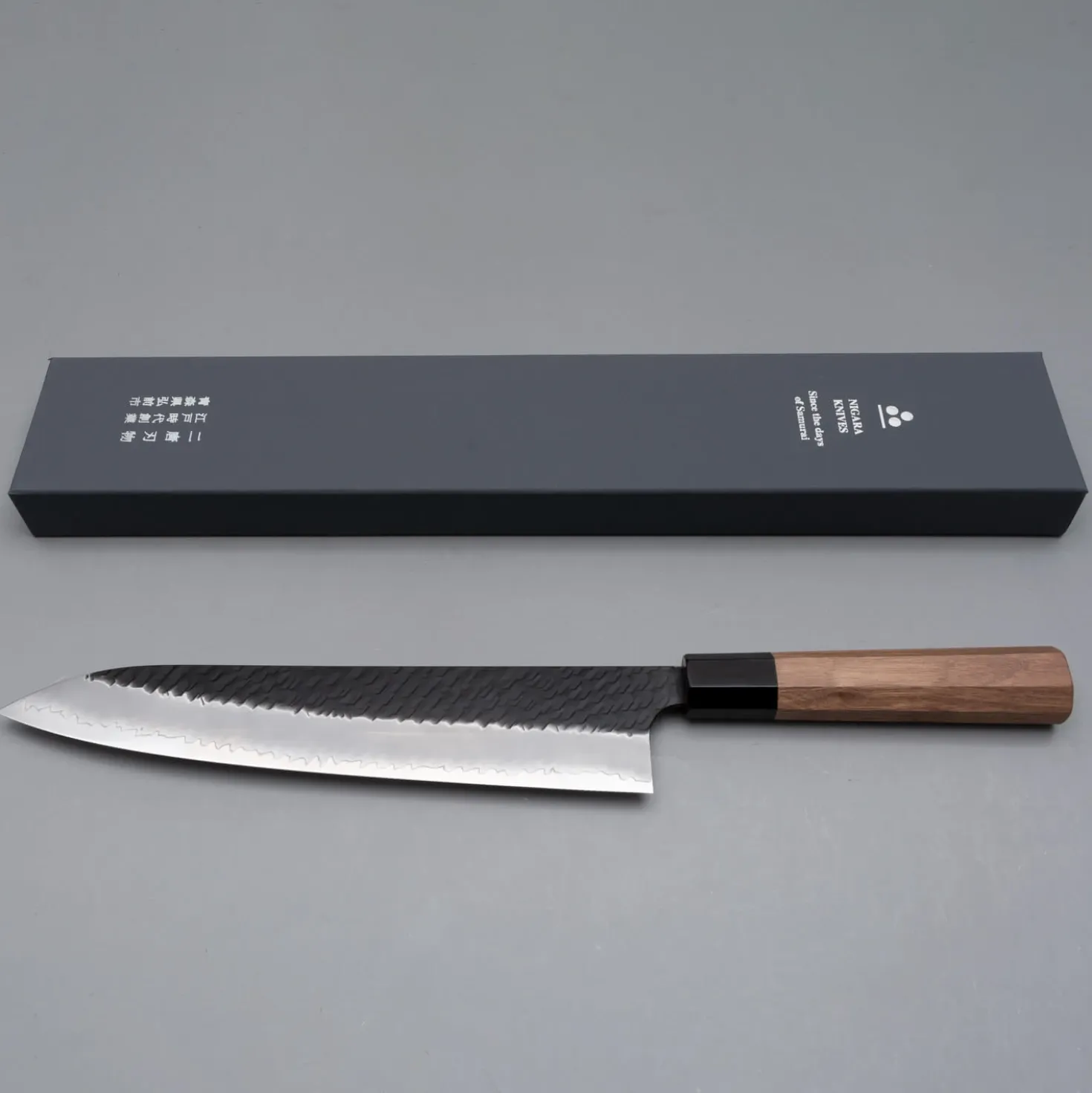Nigara SG2 Tsuchime Kurouchi Walnut Gyuto 27 cm