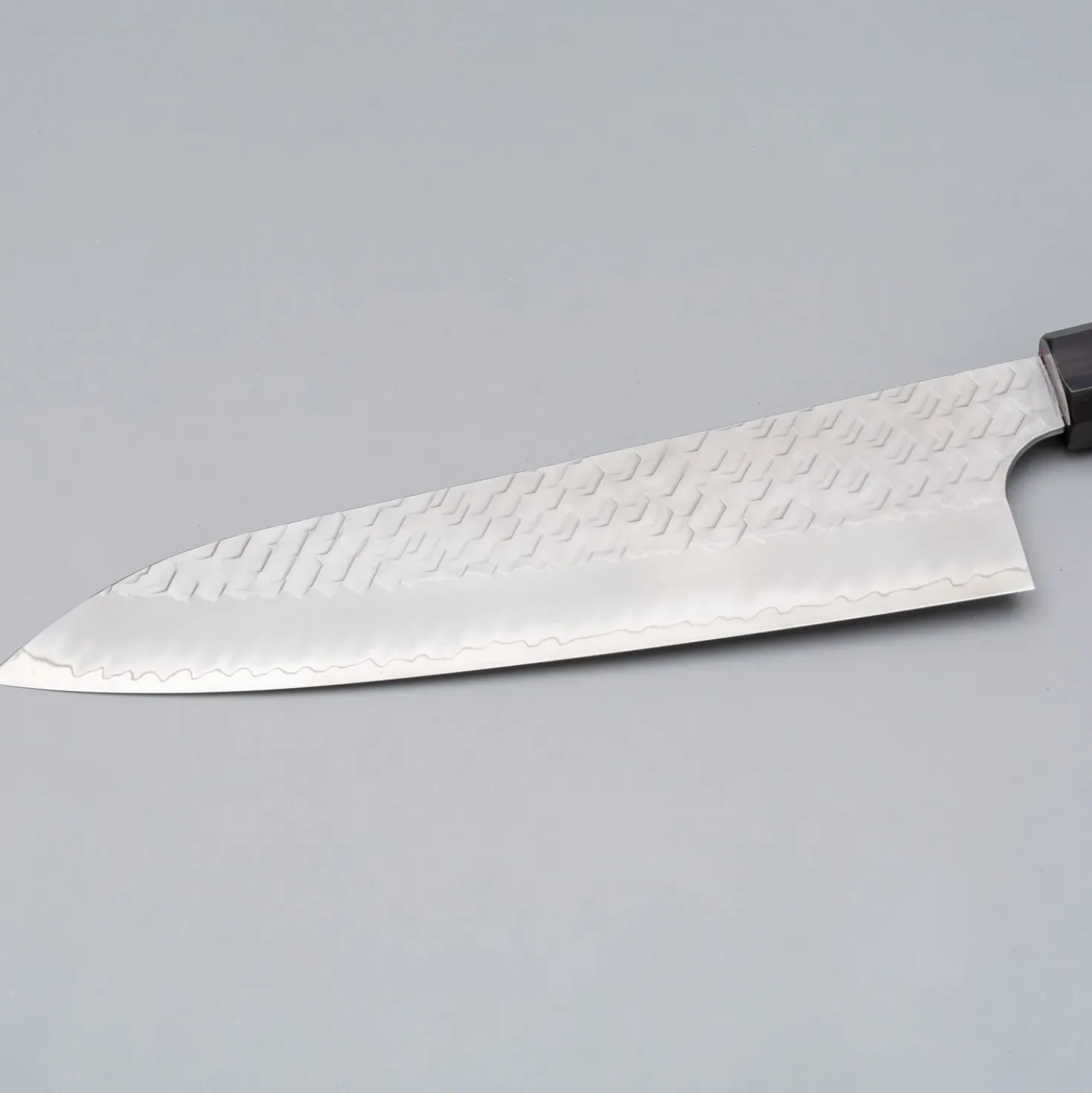 Nigara SG2 Tsuchime Migaki Walnut Gyuto 21 cm