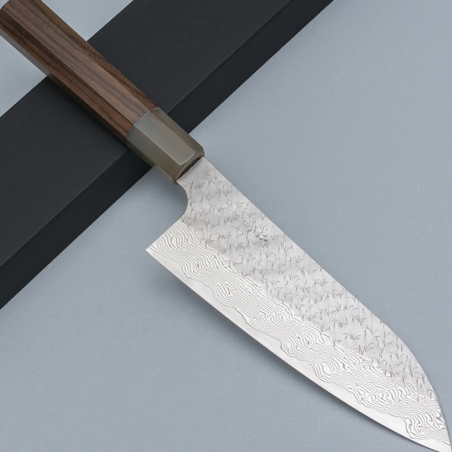 Nigara STRIX Tsuchime Migaki Rosewood Santoku 16.5 cm