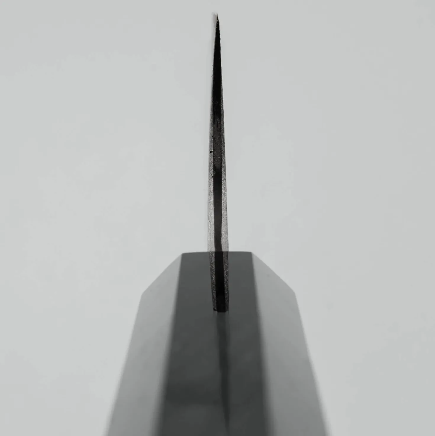 Nigara VG-XEOS Anmon Damast Ebony Kiritsuke 21 cm
