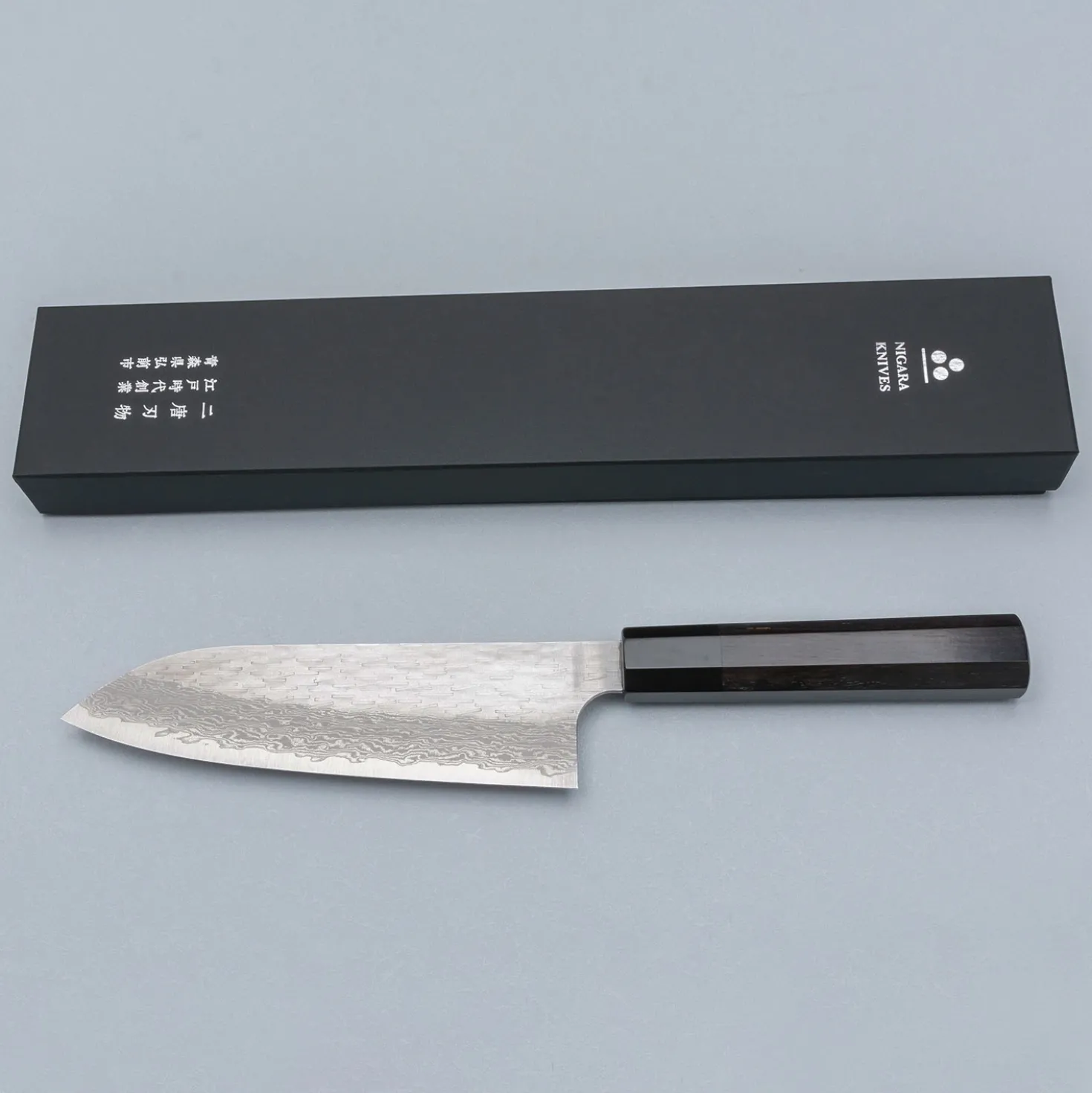 Nigara VG-XEOS Tsuchime Migaki Ebony Santoku 17 cm