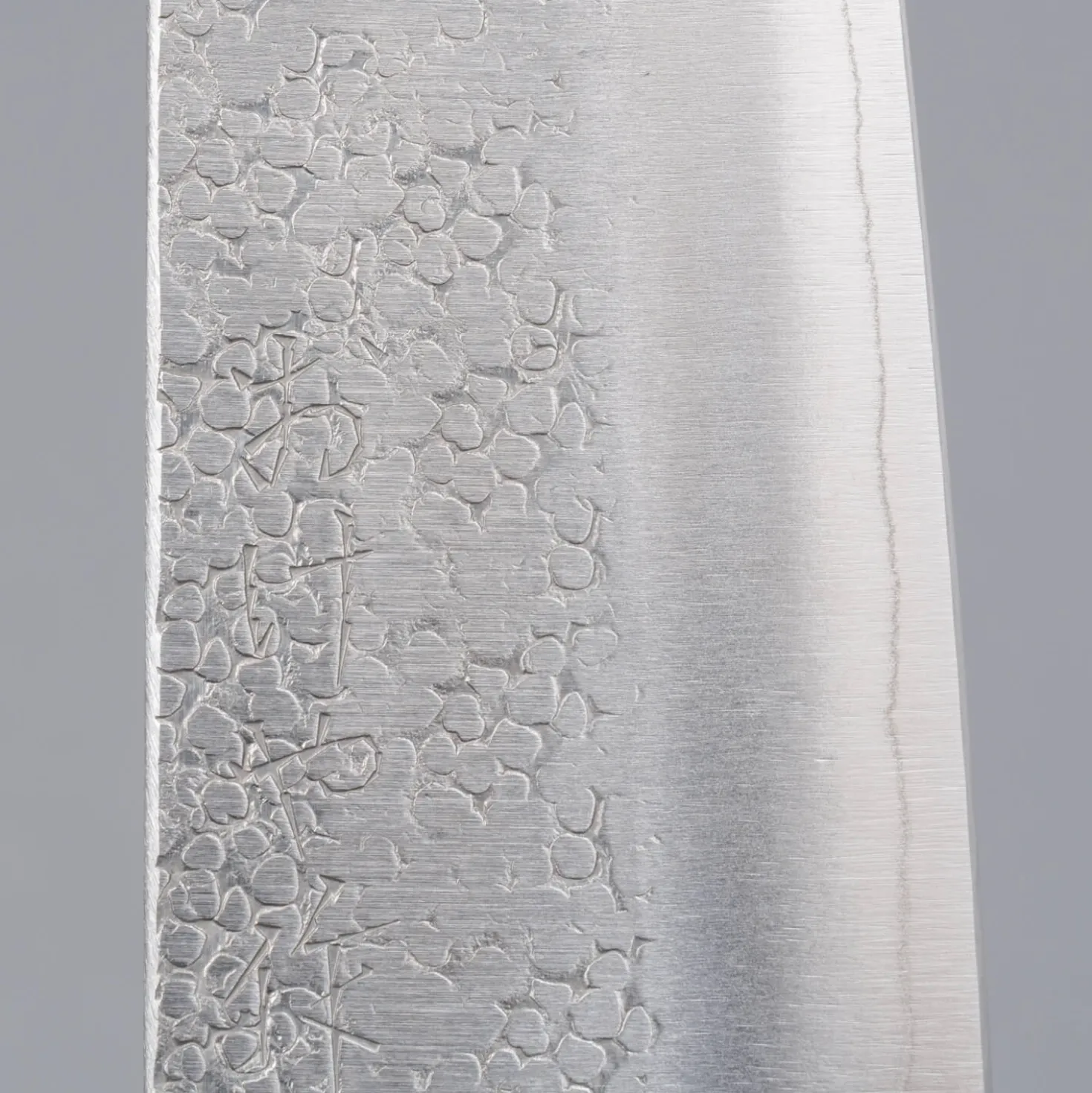 Okeya Gin3 Tsuchime Gyuto 21 cm