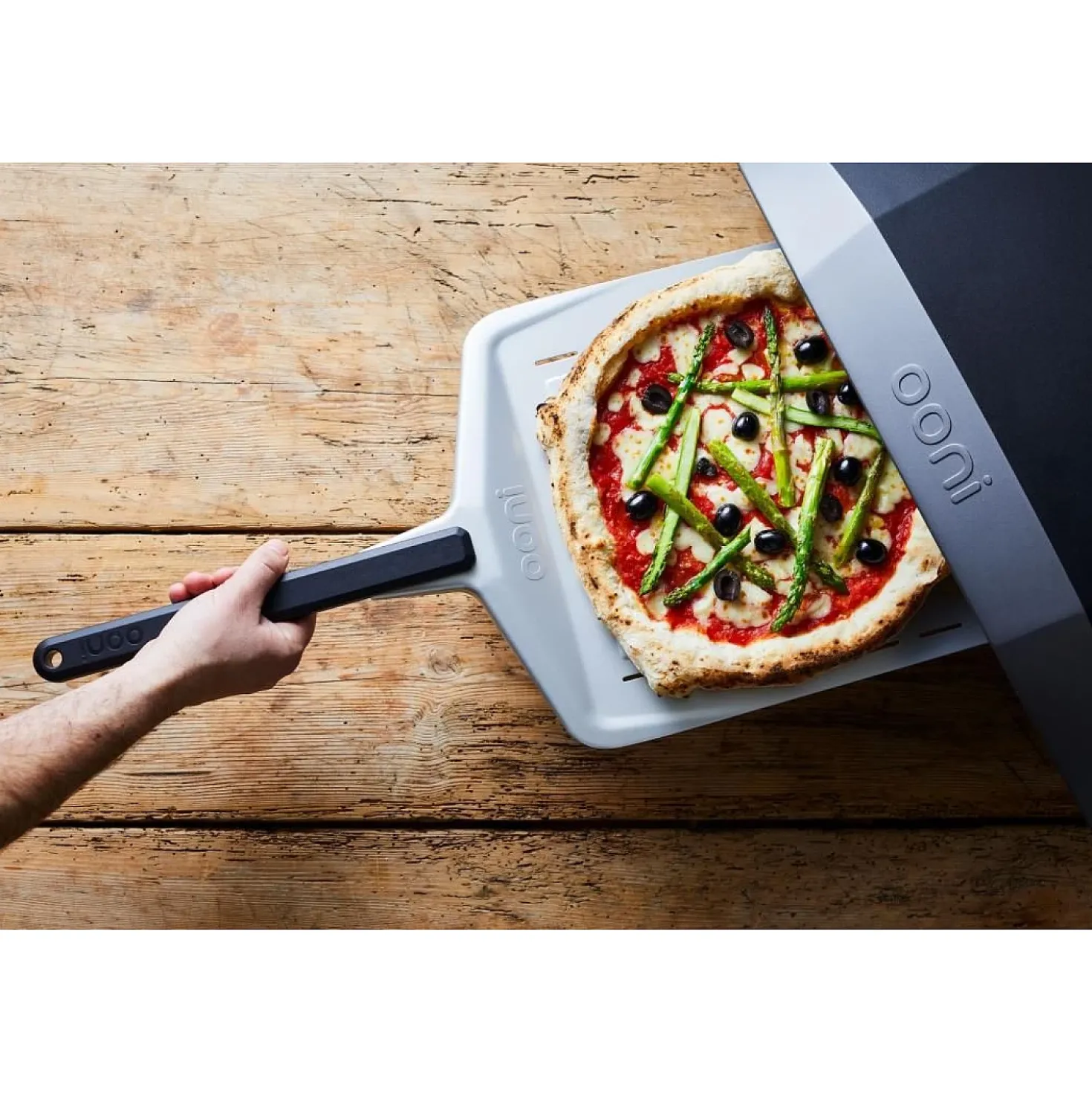 Ooni Geperforeerde Pizzaschep 30 cm
