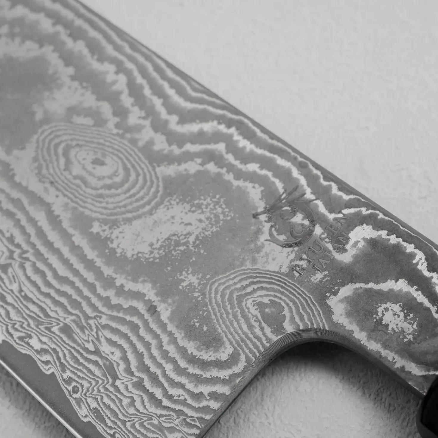 Ryusen Bonten Unryu Kai Gyuto 21 cm