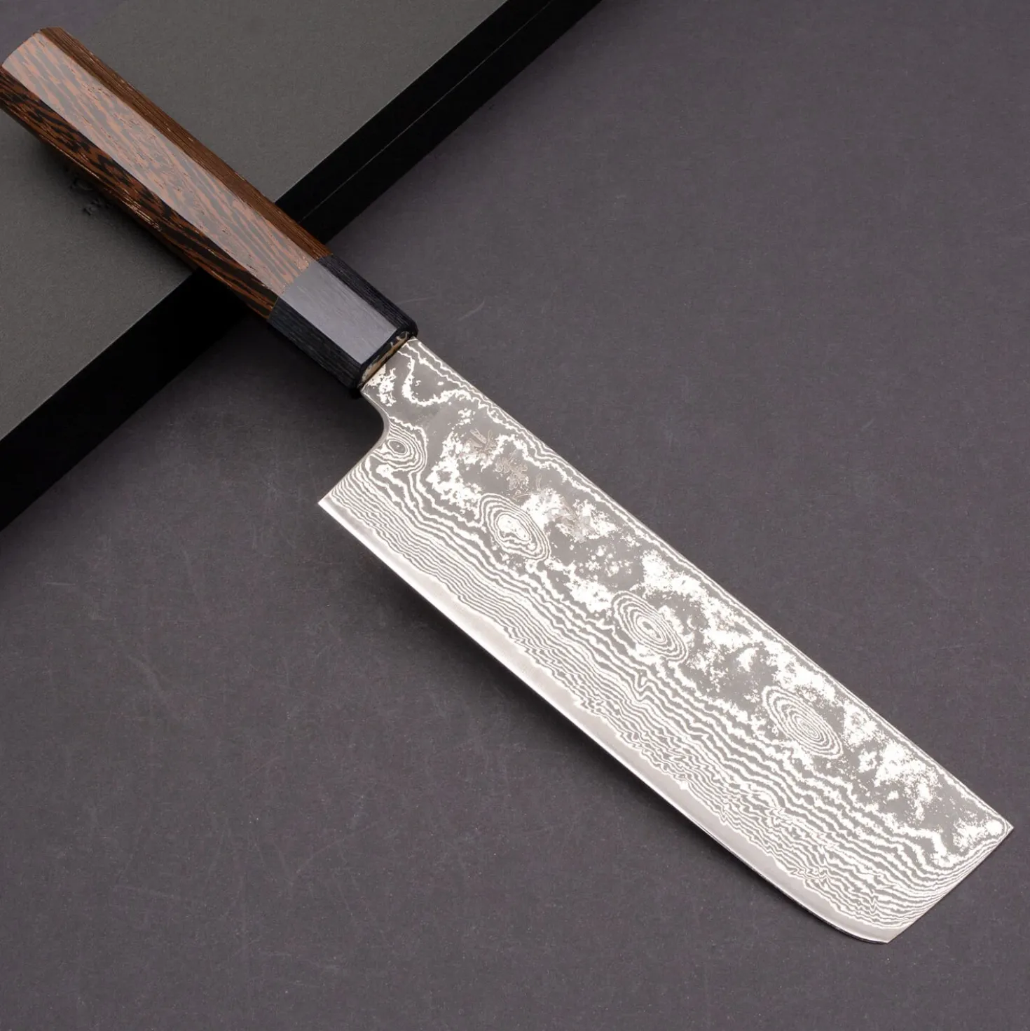 Ryusen Bonten Unryu Wa Nakiri 18 cm