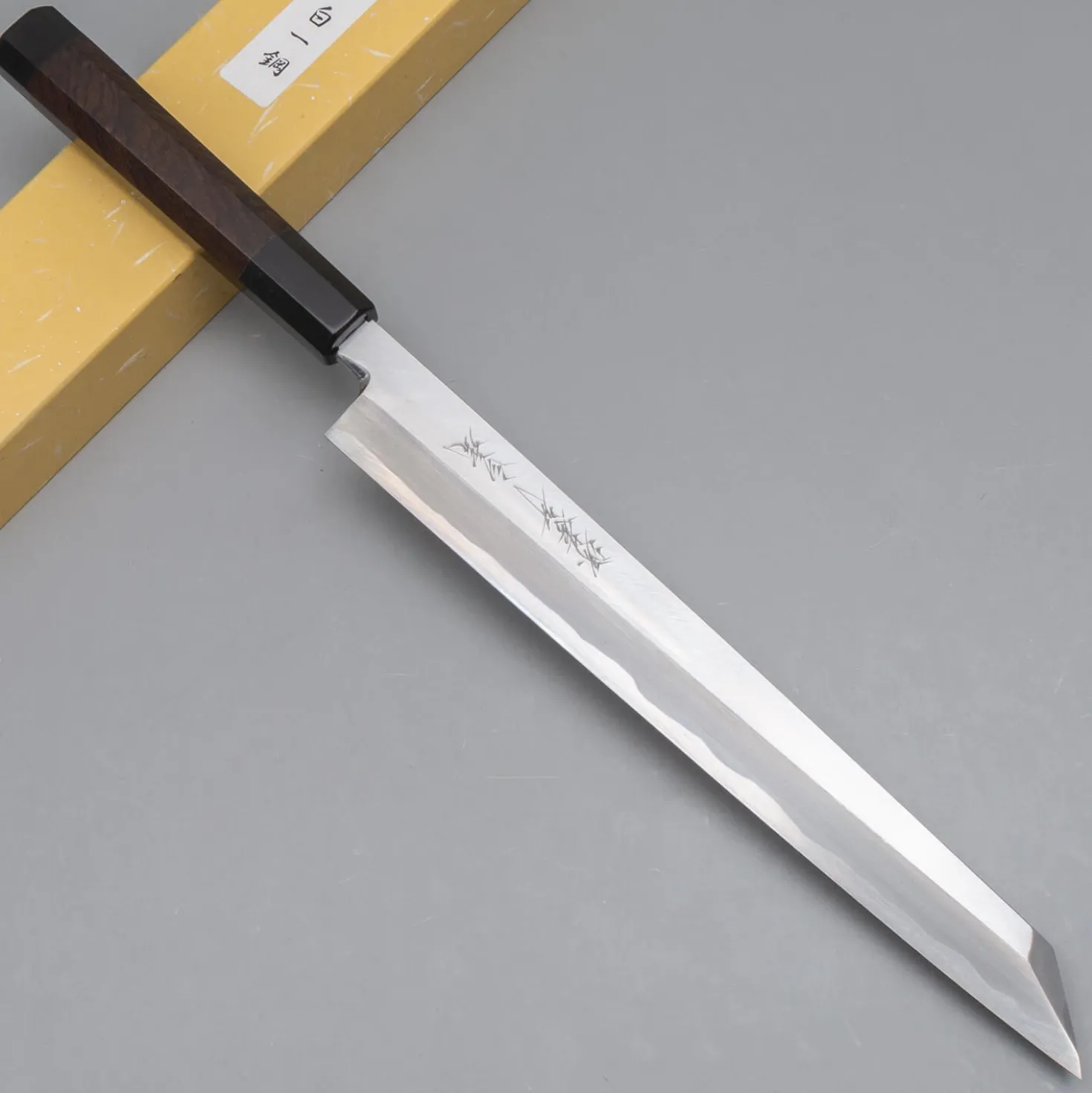 Sakai Takayuki Byakko Yanagiba 27 cm