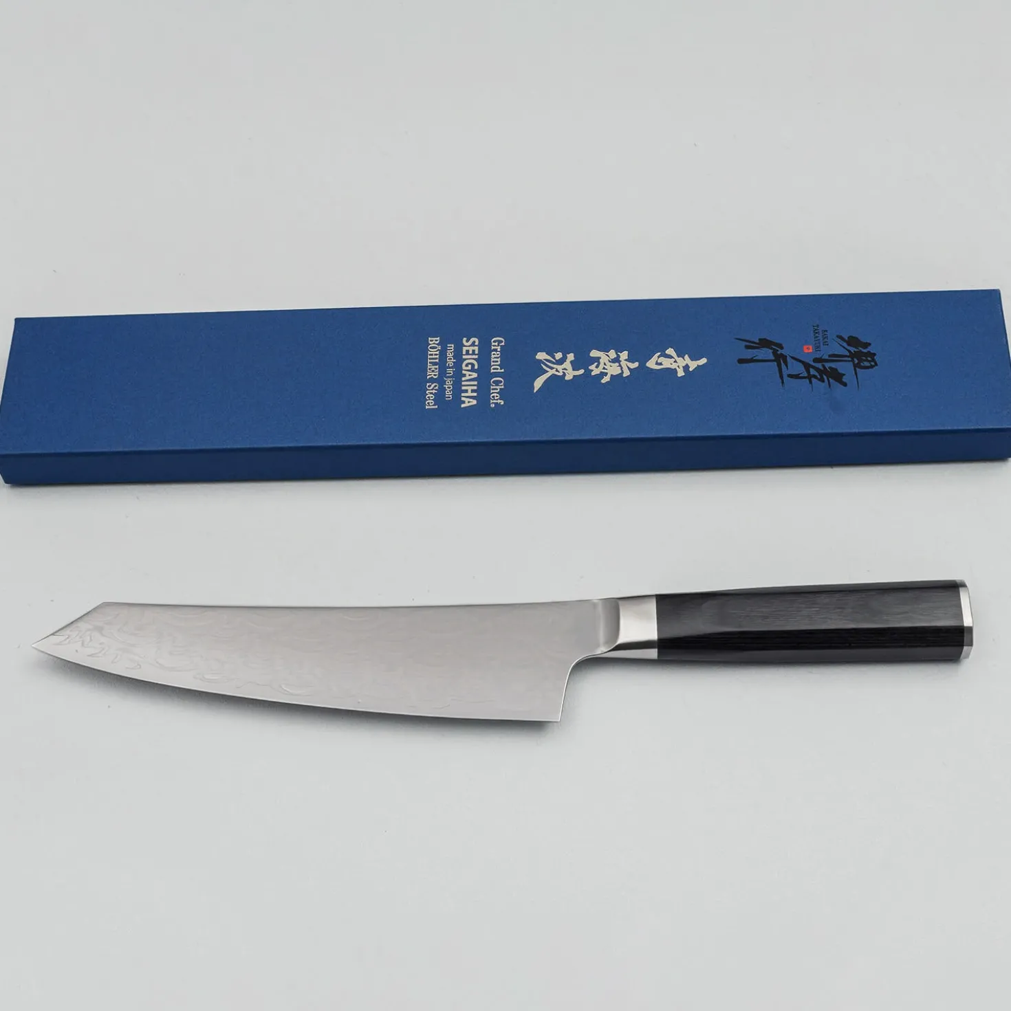 Sakai Takayuki Grand Chef Seigaiha Damascus Kengata 19 cm