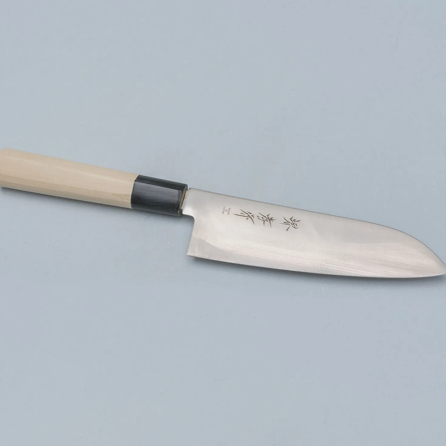 Sakai Takayuki Inox Molybdenum Santoku 17 cm