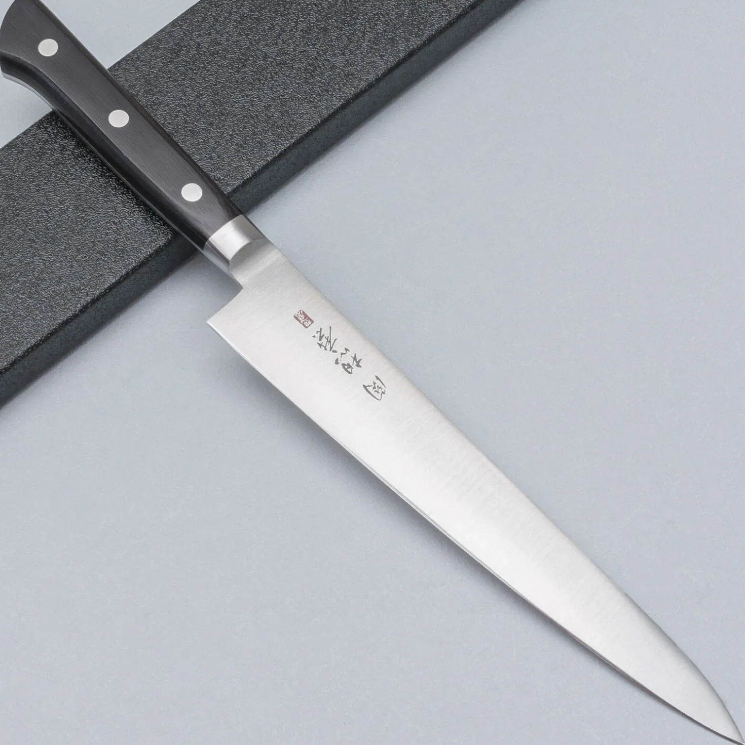 Seki Souma Black Petty 18 cm