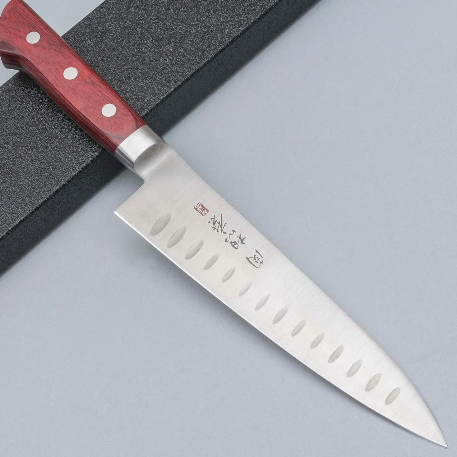 Seki Souma Red Gyuto 18 cm Dimples