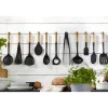 Staub Bak Spatel met Acacia Hout