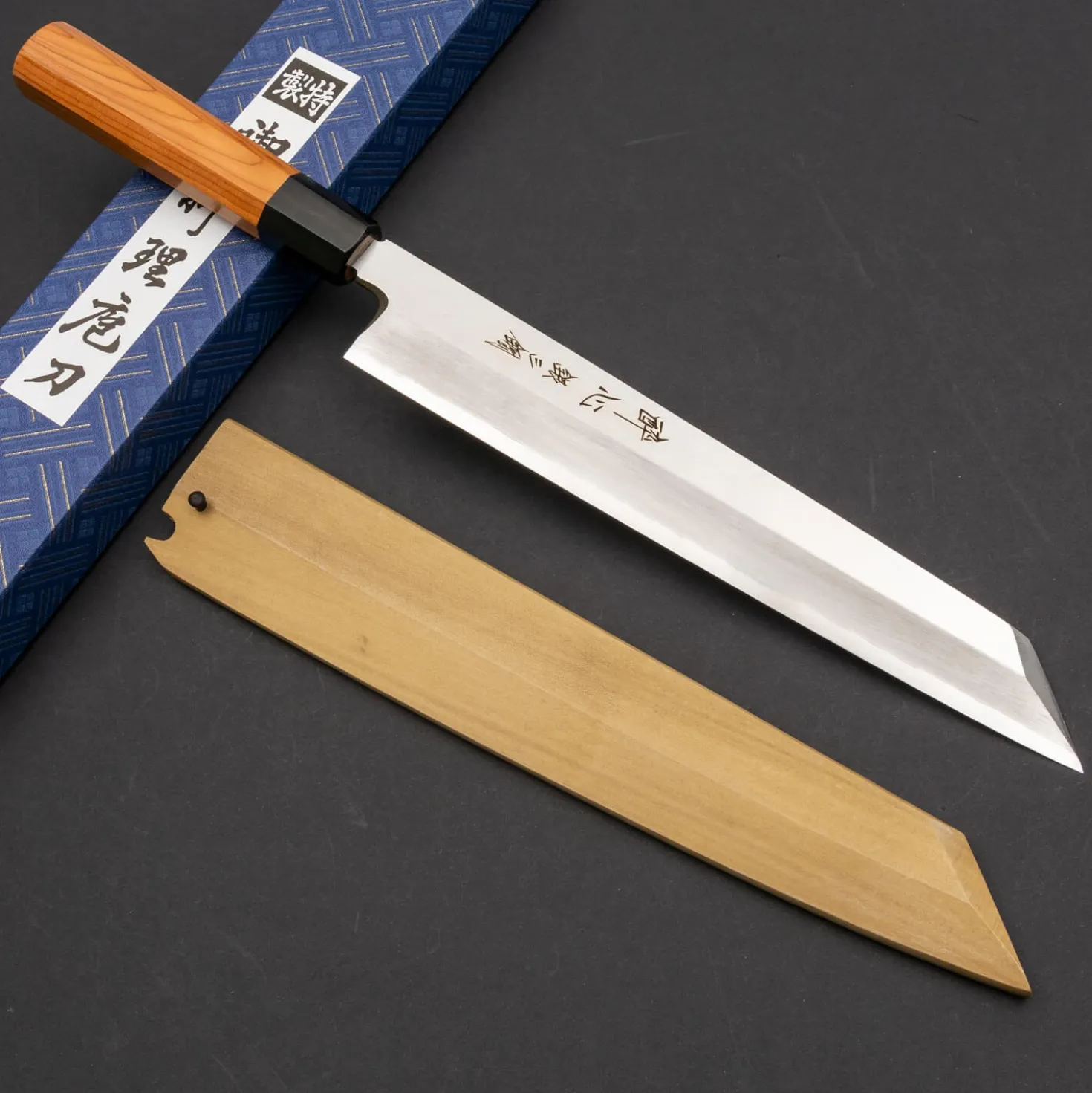 Suisin Ginsanko Kiritsuke 27 cm + Saya