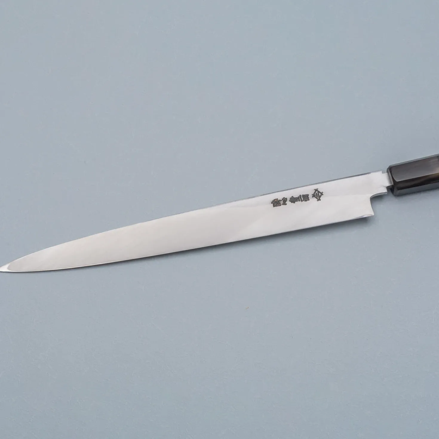 Suisin Hayata Yanagiba 27 cm + Saya