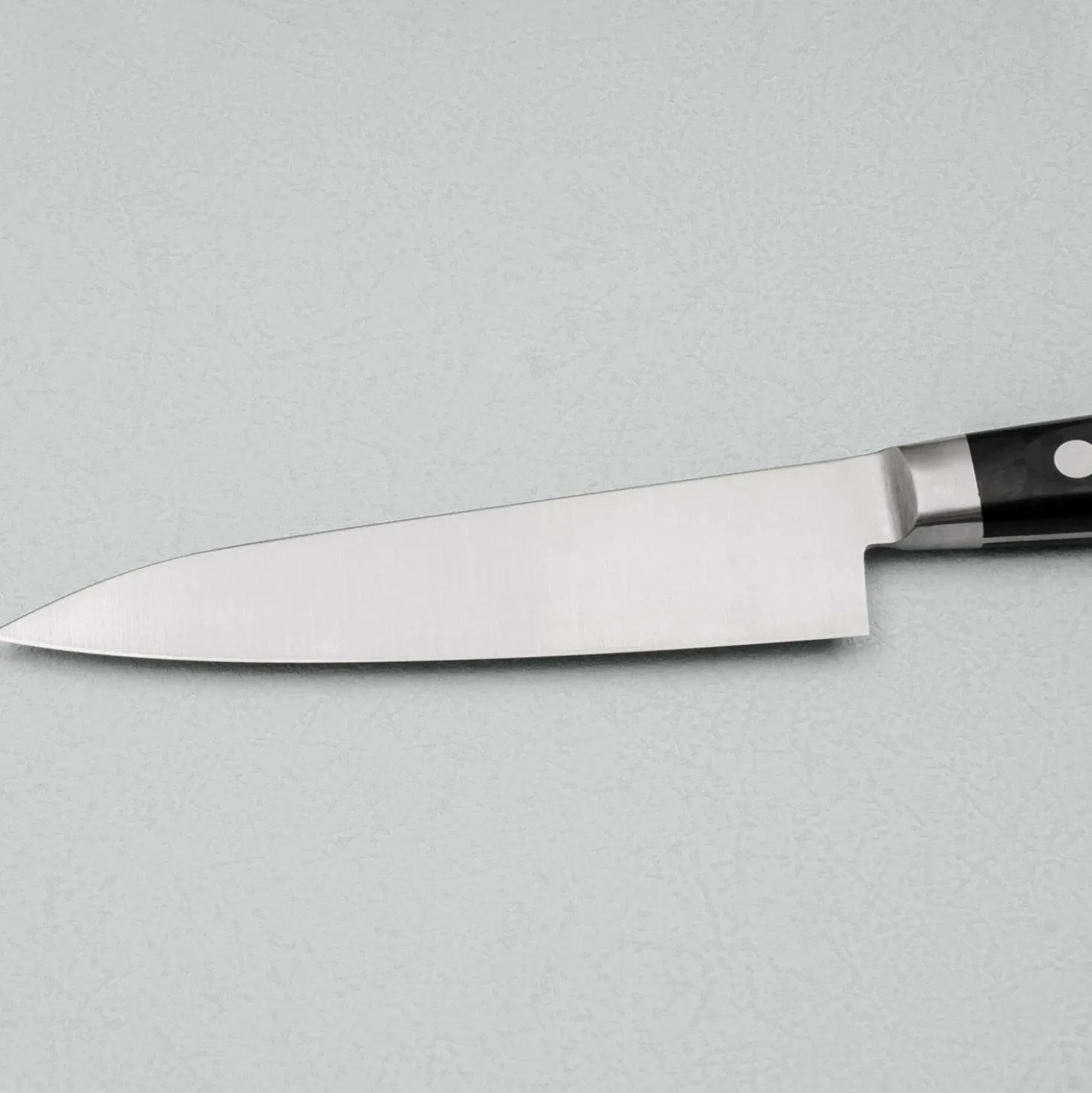 Suisin High Carbon Petty 12 cm