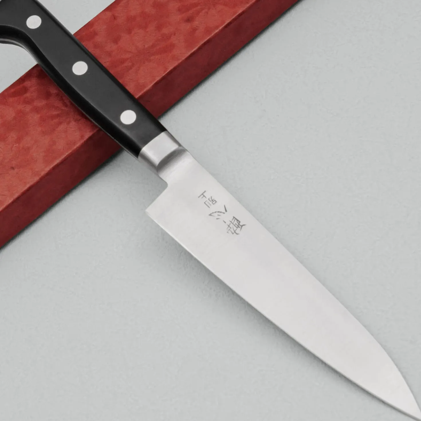 Suisin High Carbon Petty 12 cm