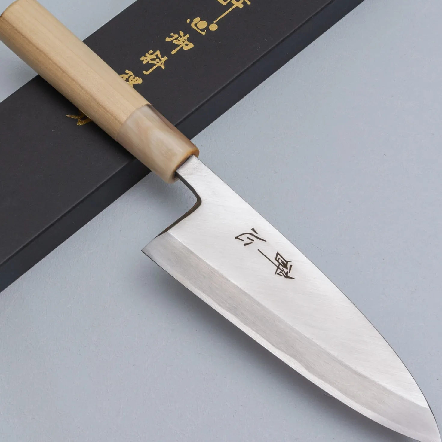 Suisin Yasukiko Deba 15 cm + Saya