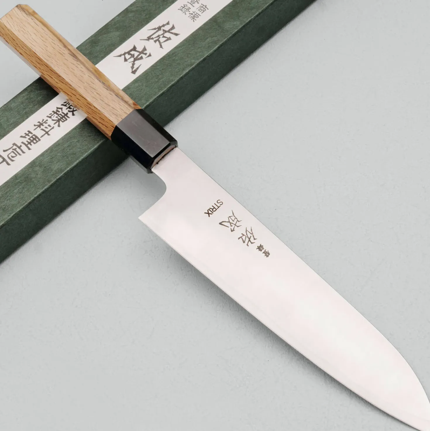 Sukenari STRIX Oak Santoku 19.5 cm