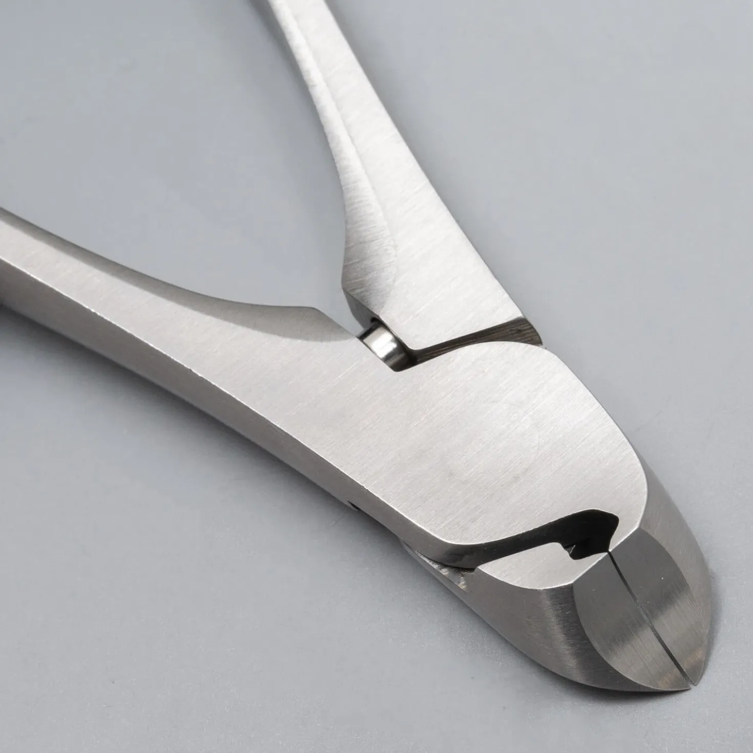 Suwada Professionele Nageltang Small Uit Japan