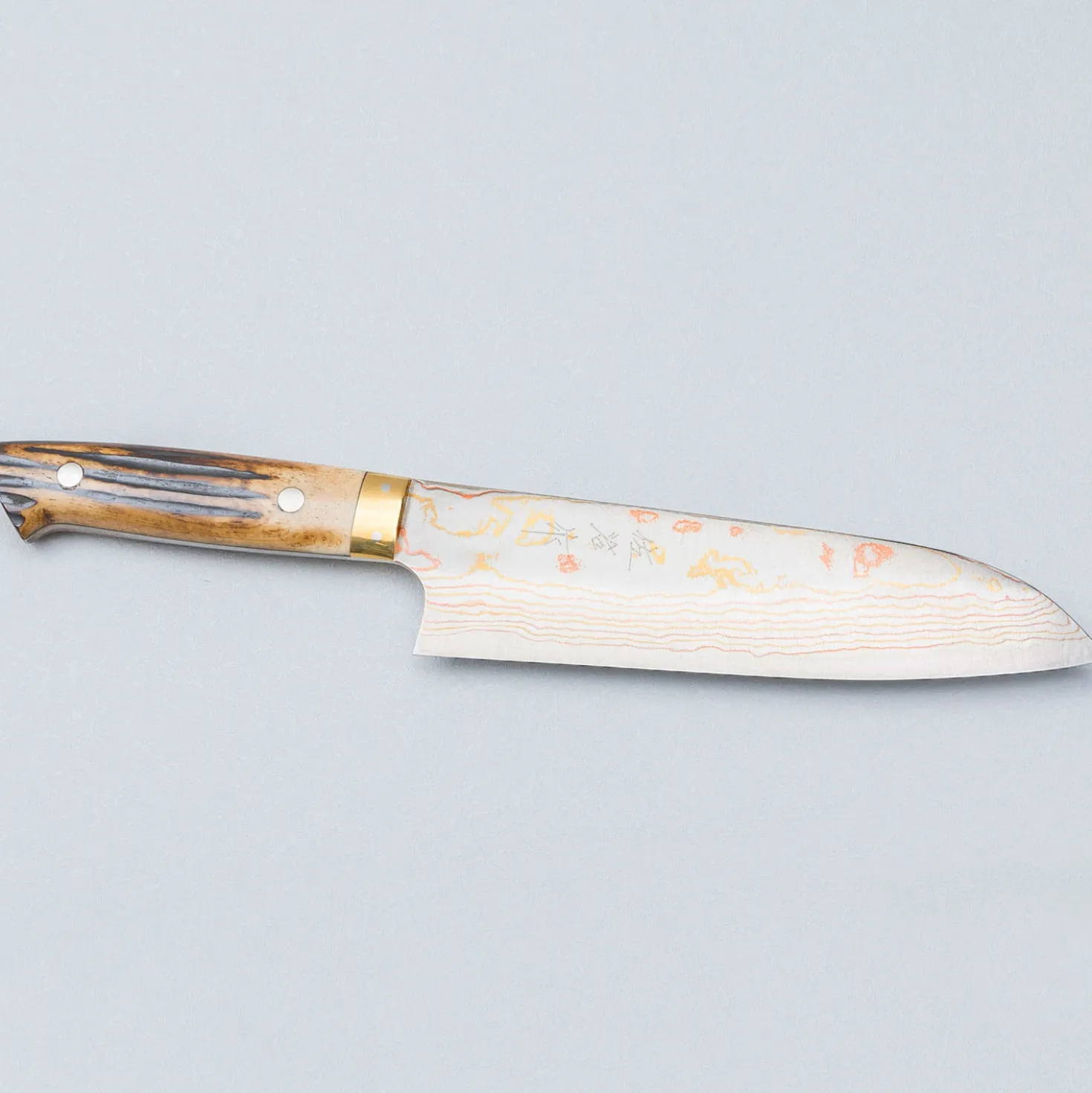 Takeshi Saji Aogami #2 Rainbow Cowhorn Santoku 18 cm
