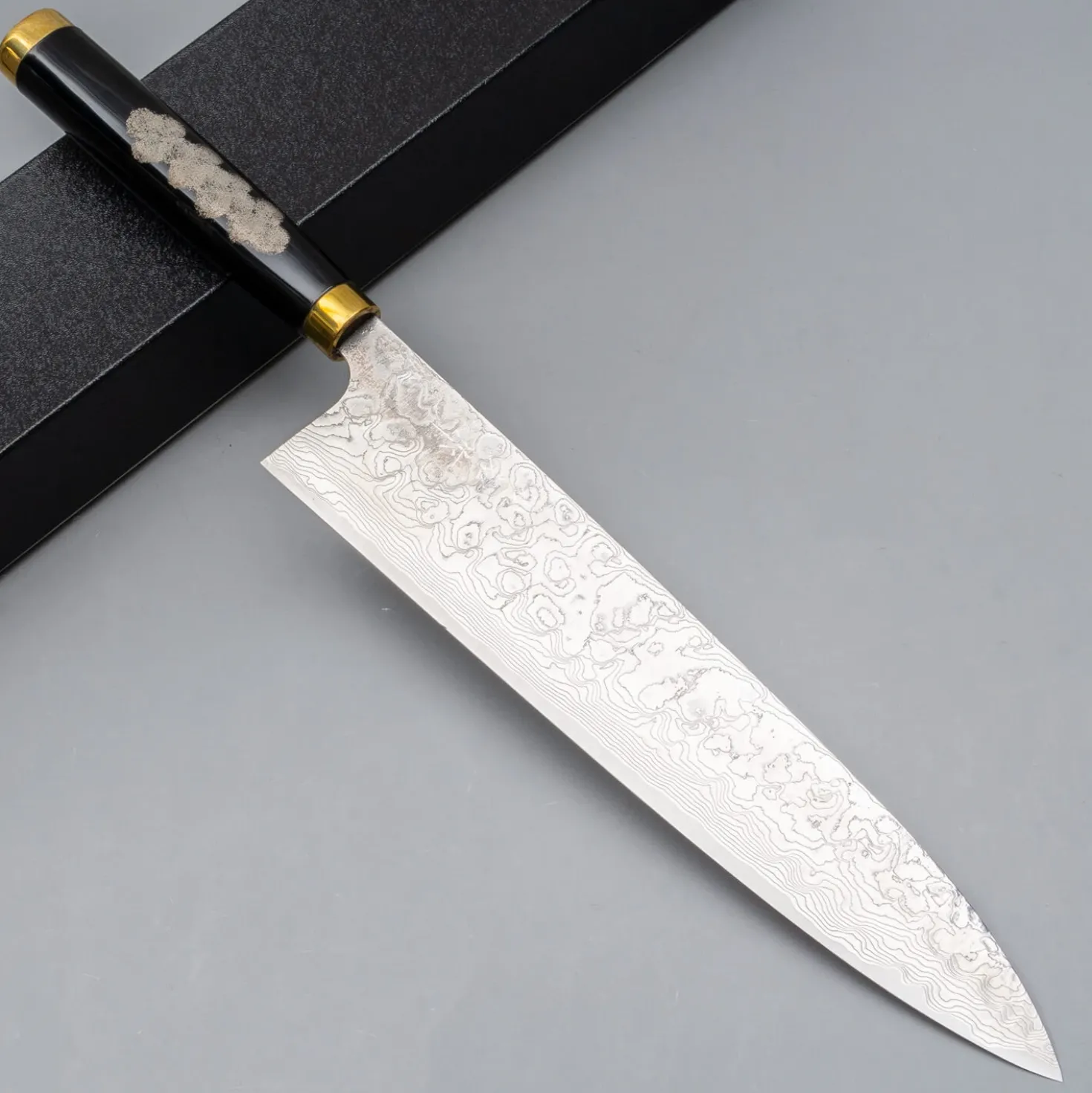 Takeshi Saji R2 Fujin Raiijin Makie Tsuchime Gyuto 24 cm