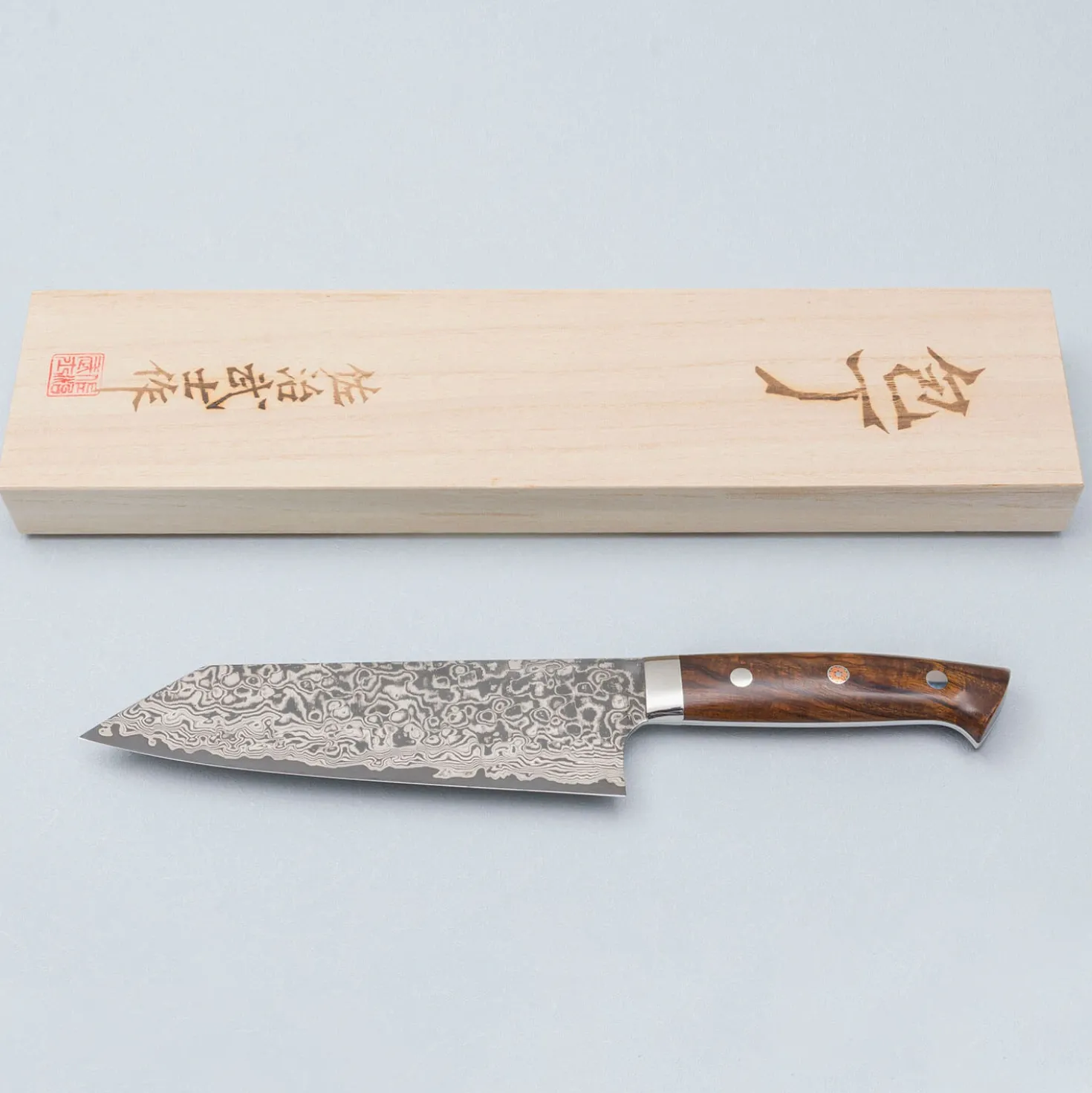 Takeshi Saji SG2 Nickel Damast Ironwood Bunka 17.5 cm