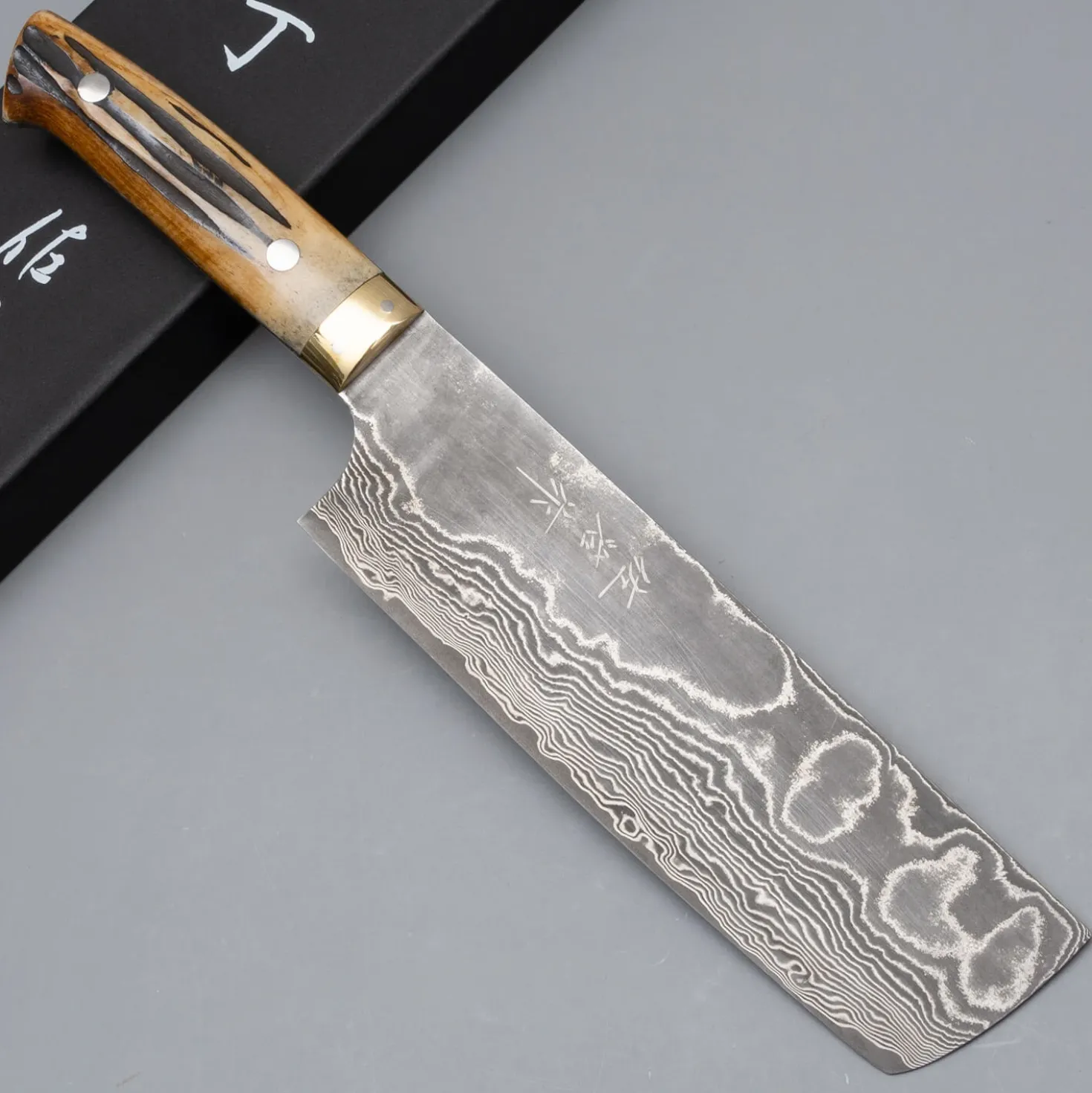 Takeshi Saji VG10 Nickel Damast Staghorn Nakiri