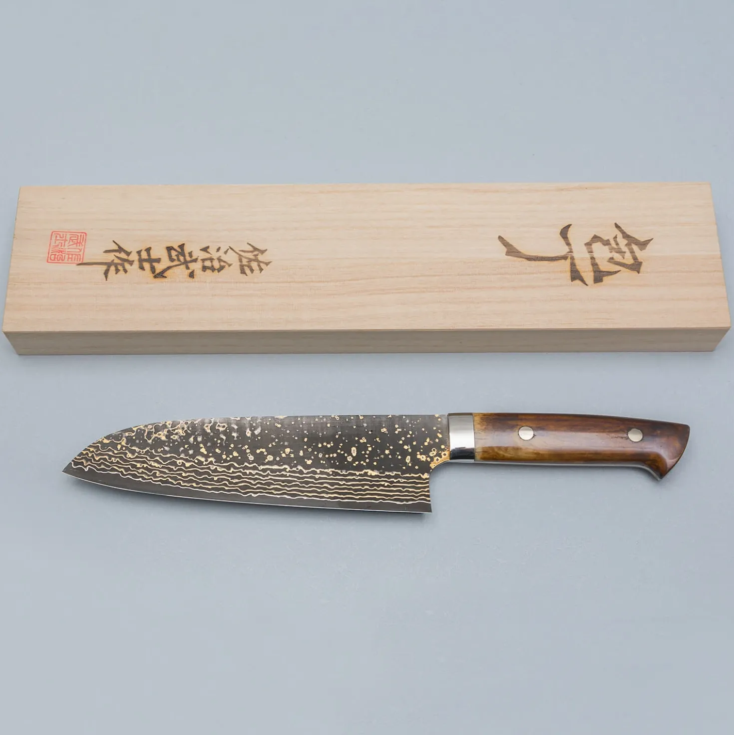 Takeshi Saji VG10 Rainbow Etched Cowhorn Santoku 16.5 cm