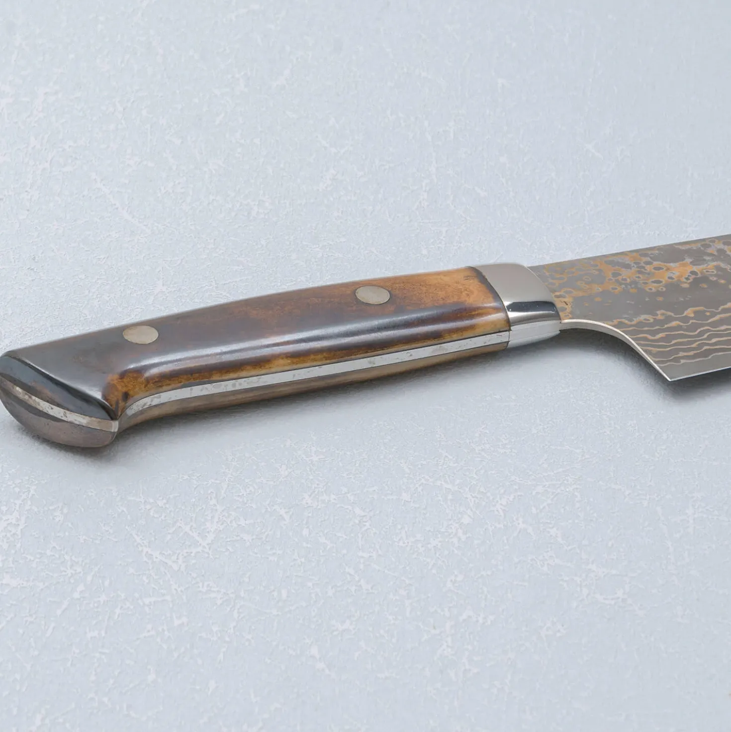 Takeshi Saji VG10 Rainbow Etched Cowhorn Bunka