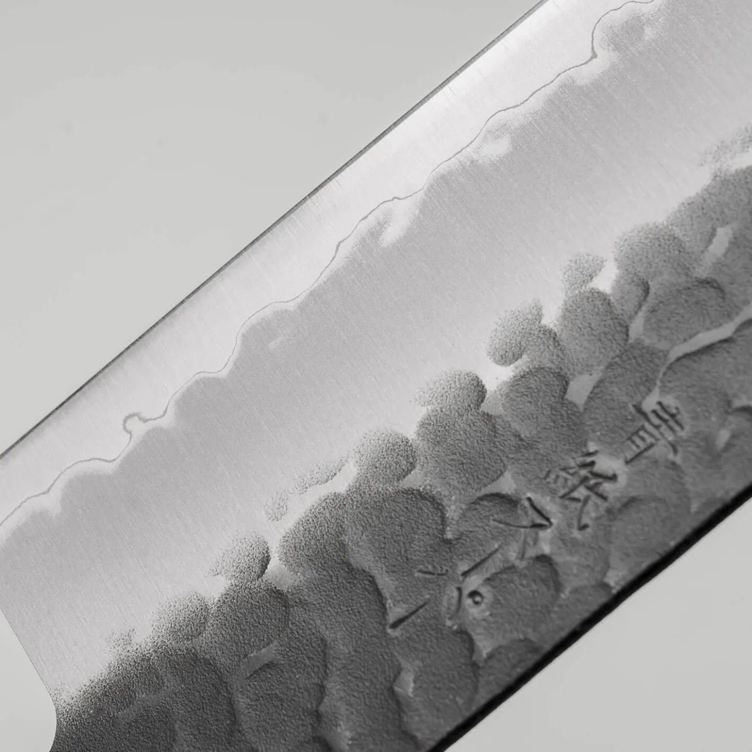 Tsunehisa Aogami Super Nashiji Kurouchi Western Red Kiritsuke 21 cm
