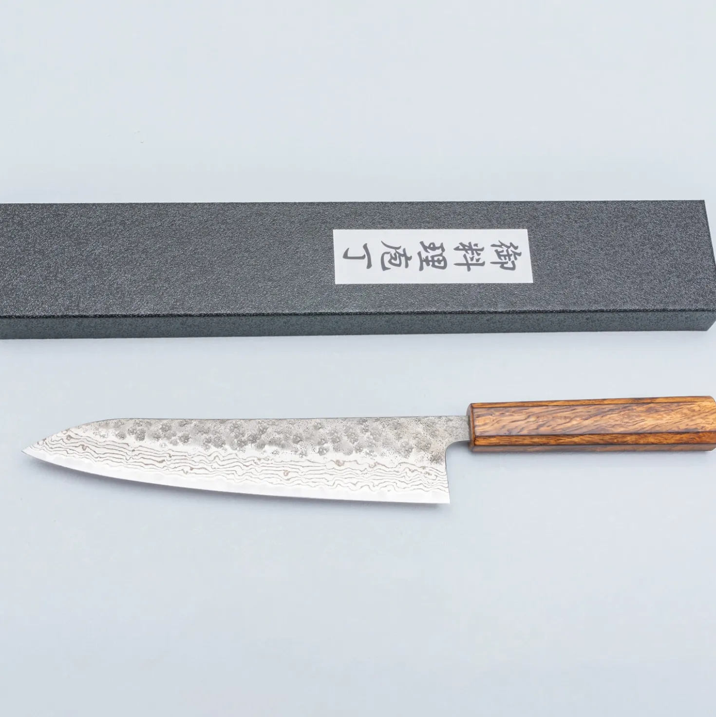 Tsunehisa 440 Damast Gyuto 21 cm