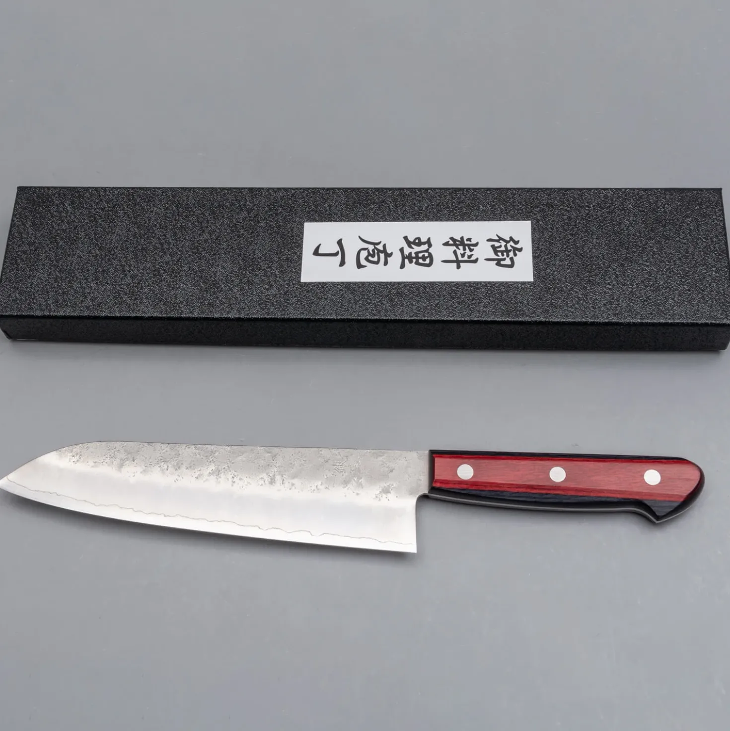 Tsunehisa Ginsan Nashiji Red Santoku 17 cm