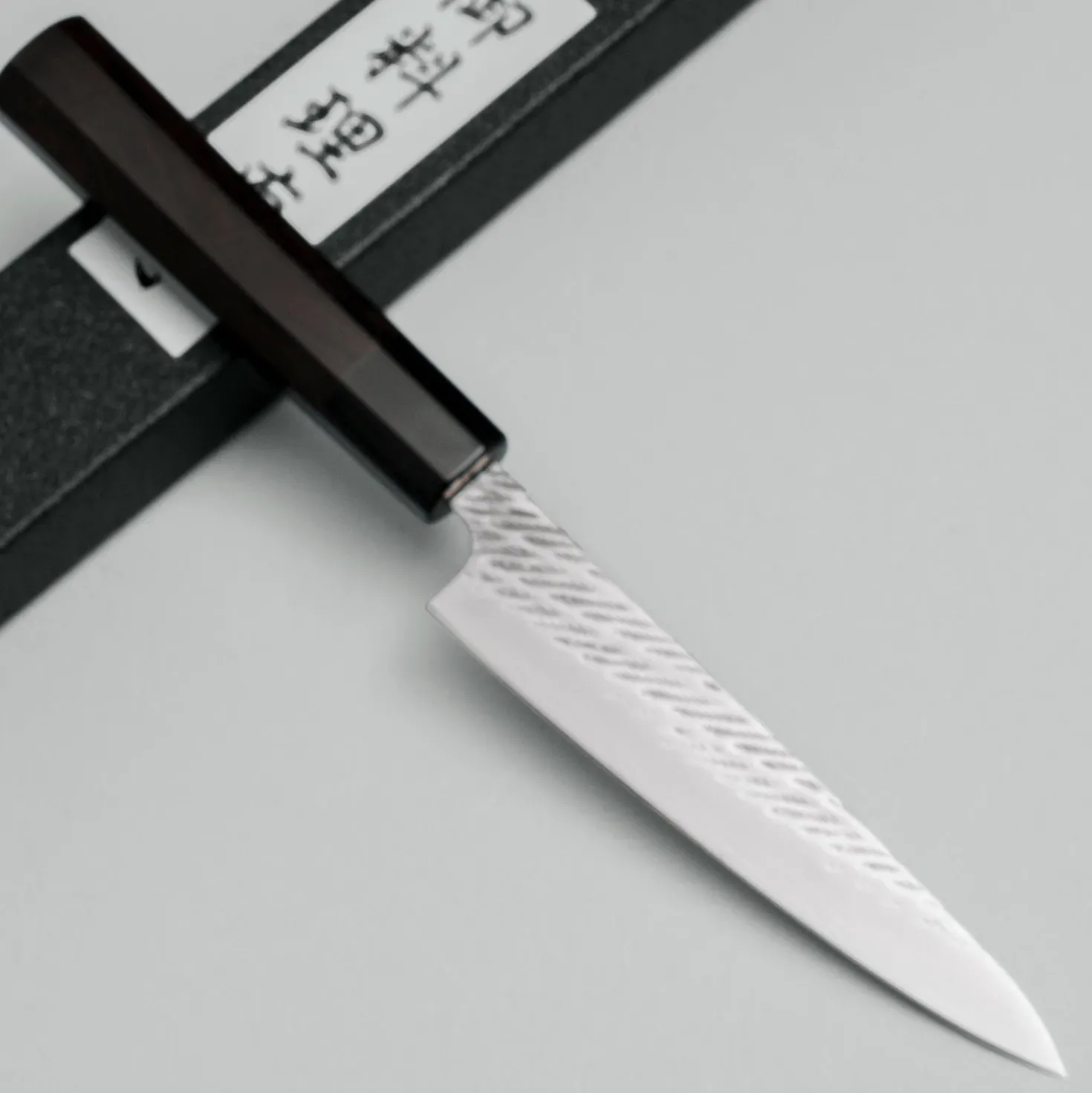 Tsunehisa Ginsan Nawame Damast Ebony Petty 13.5 cm
