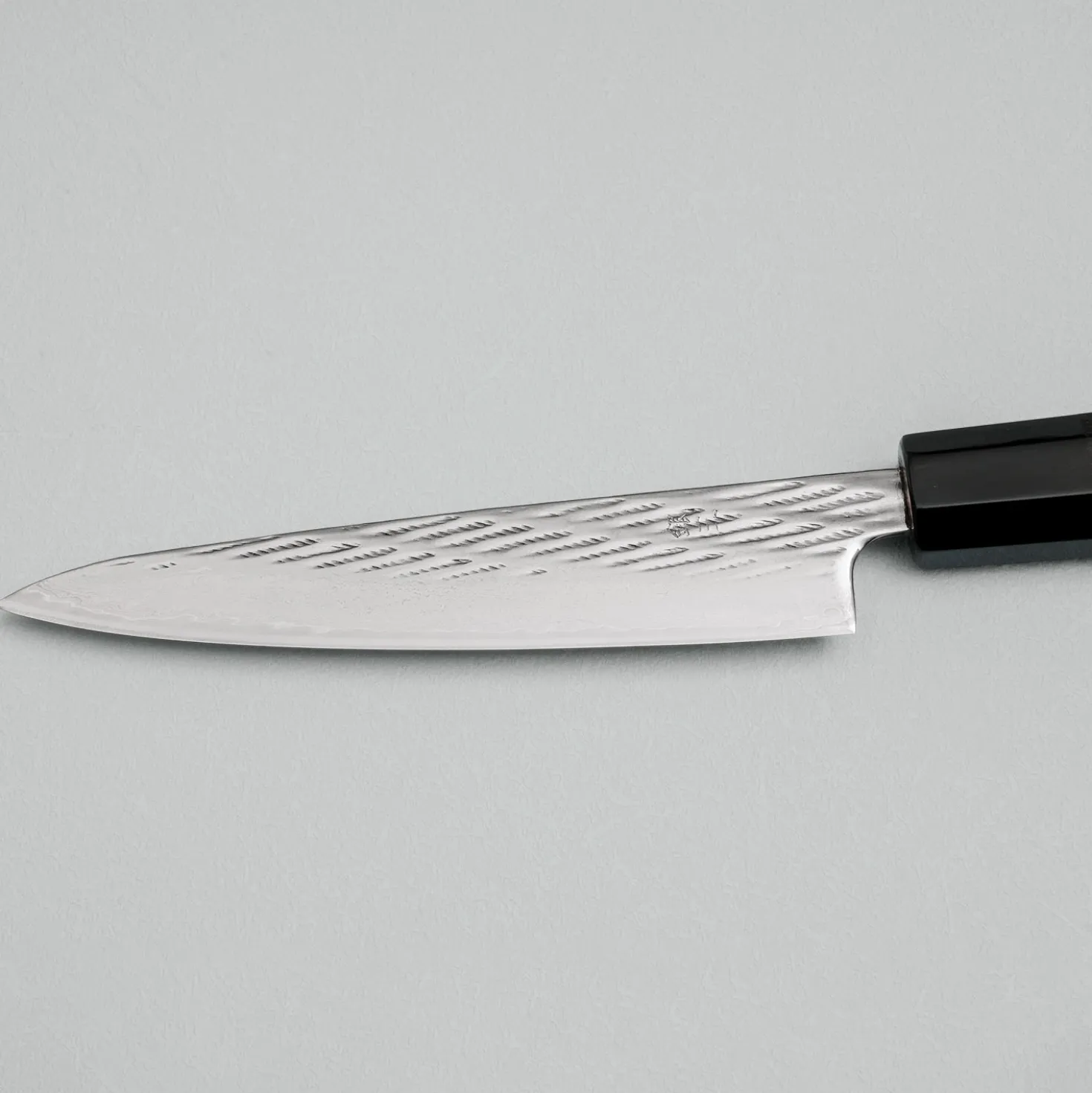 Tsunehisa Ginsan Nawame Damast Ebony Petty 13.5 cm