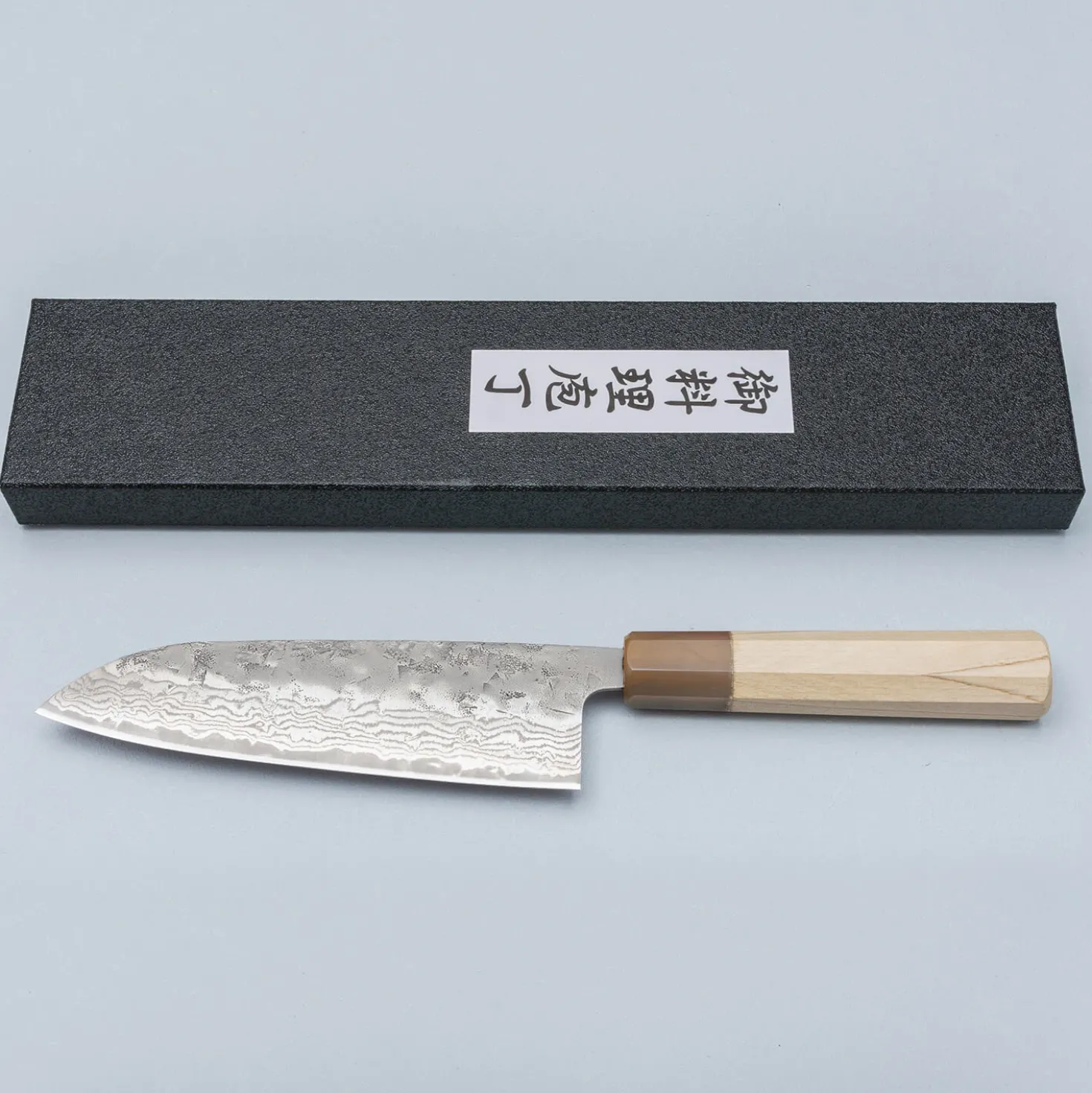 Tsunehisa Sandvik Washiji Santoku 16.5 cm