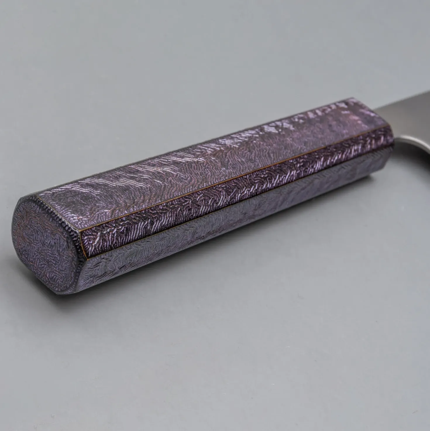 Tsunehisa Shirogami Lacquered Santoku