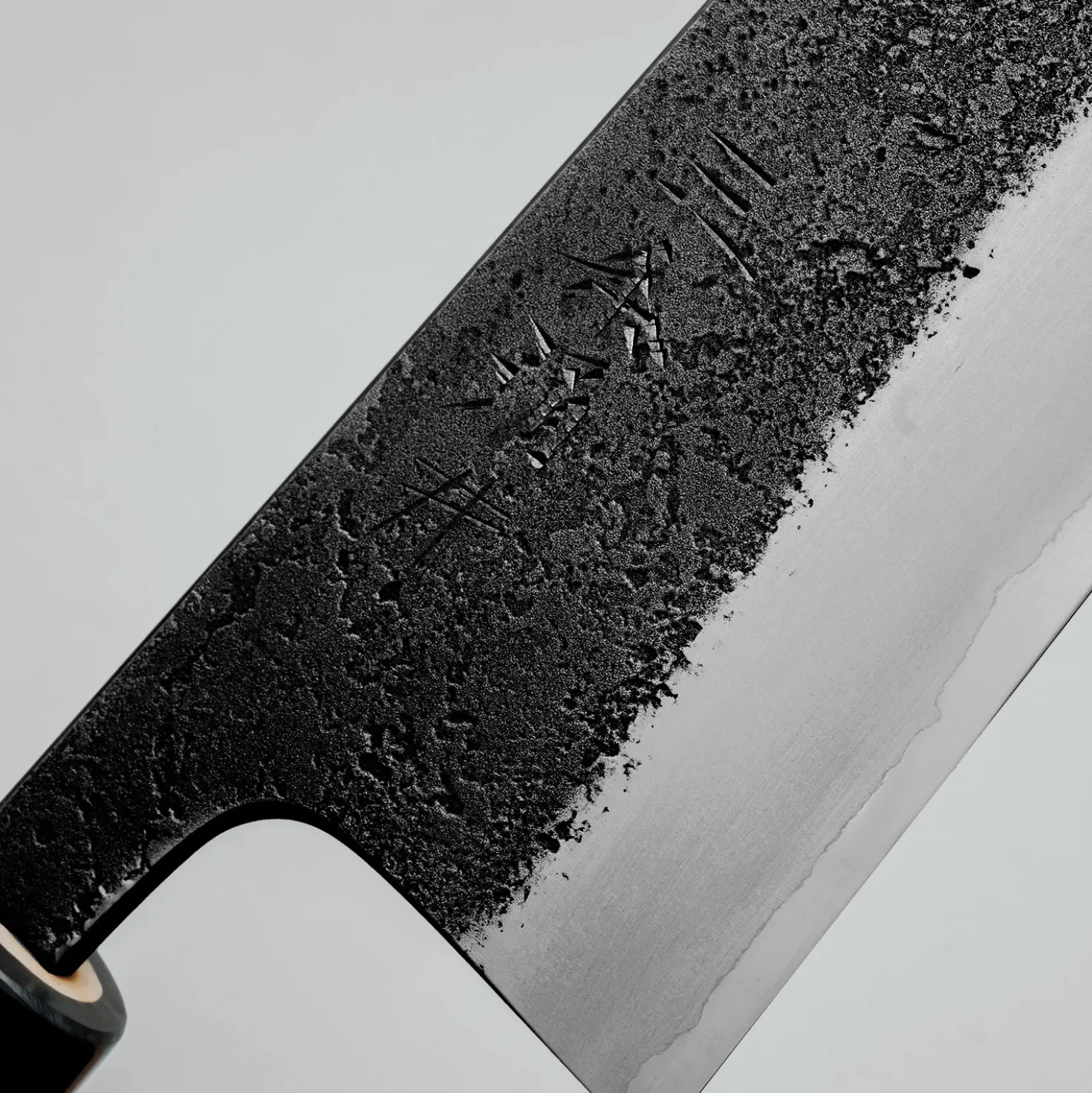 Wakui Shirogami #2 Kurouchi Santoku 16 cm