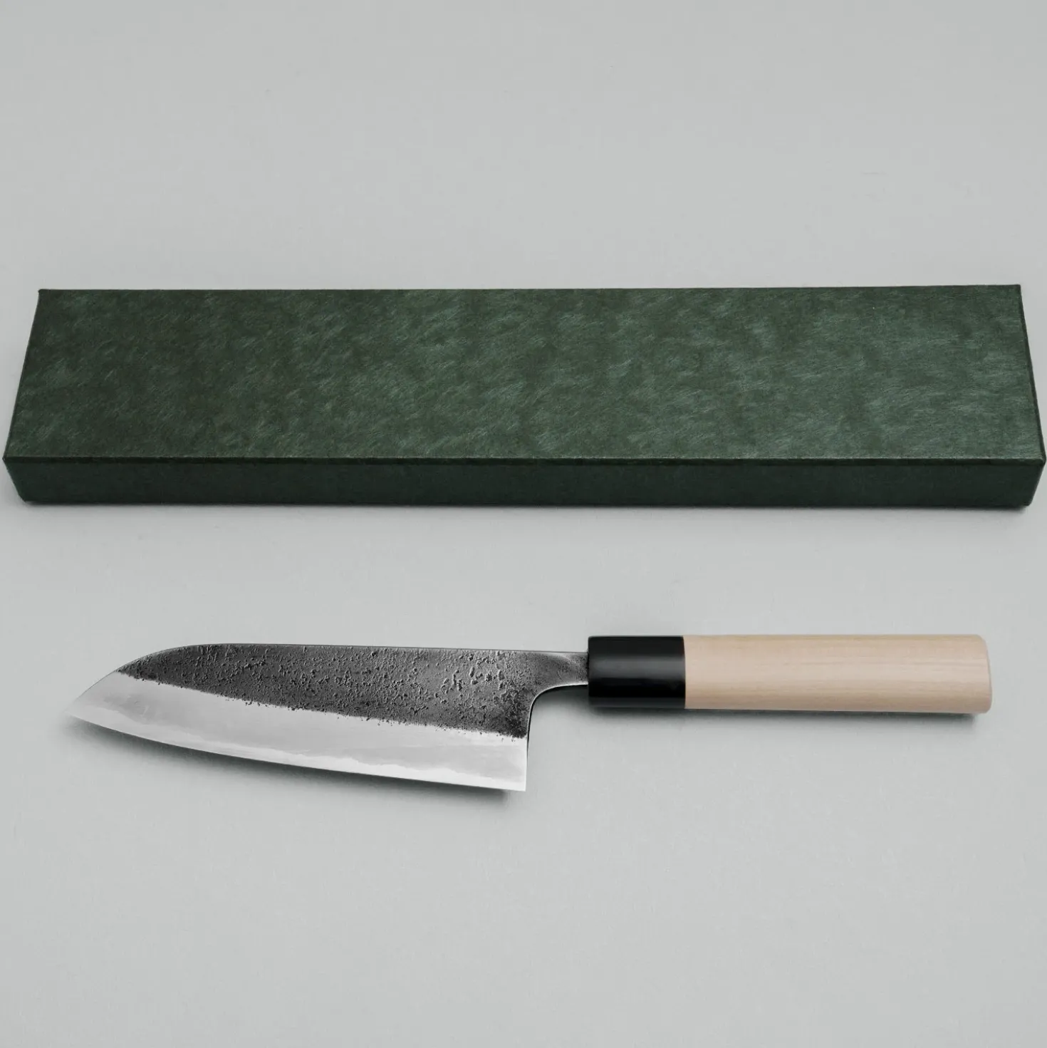 Wakui Shirogami #2 Kurouchi Santoku 15 cm