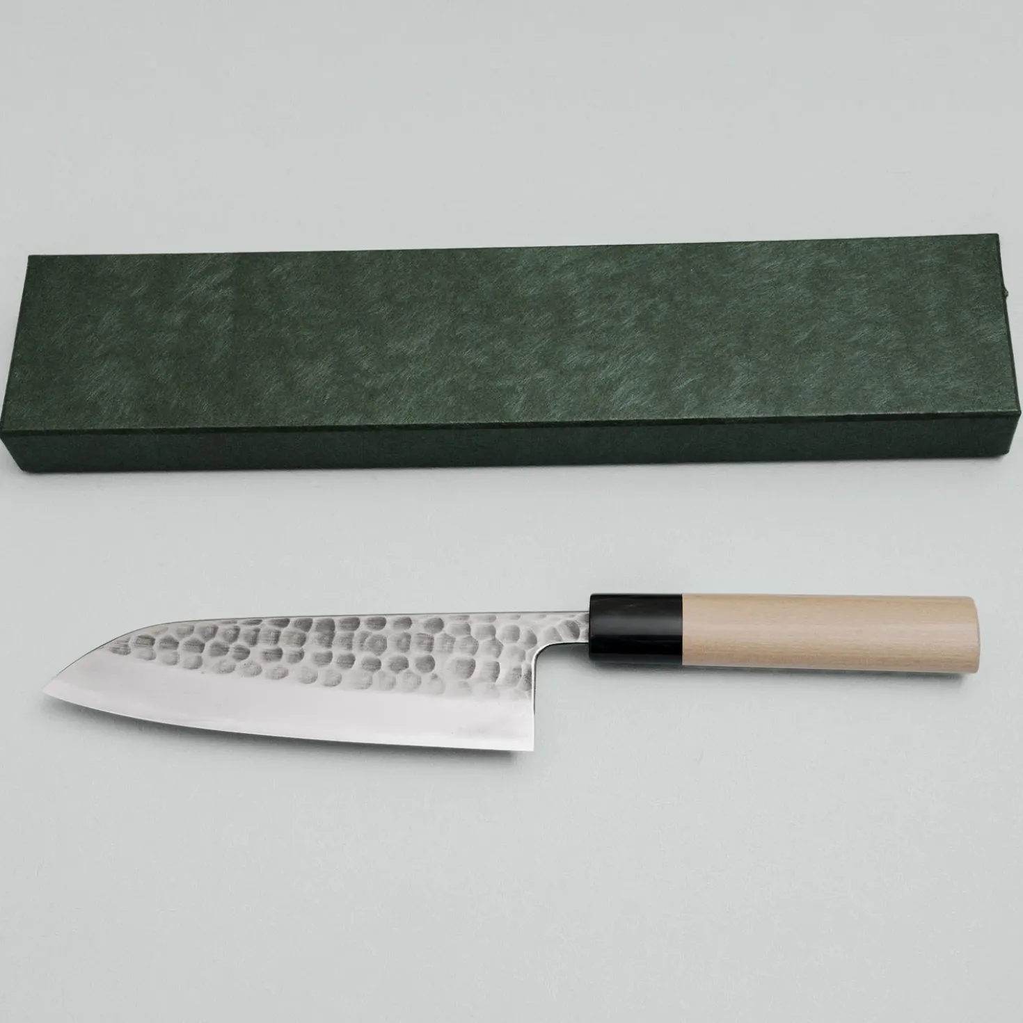 Wakui Shirogami #2 Tsuchime Migaki Santoku 16.5 cm
