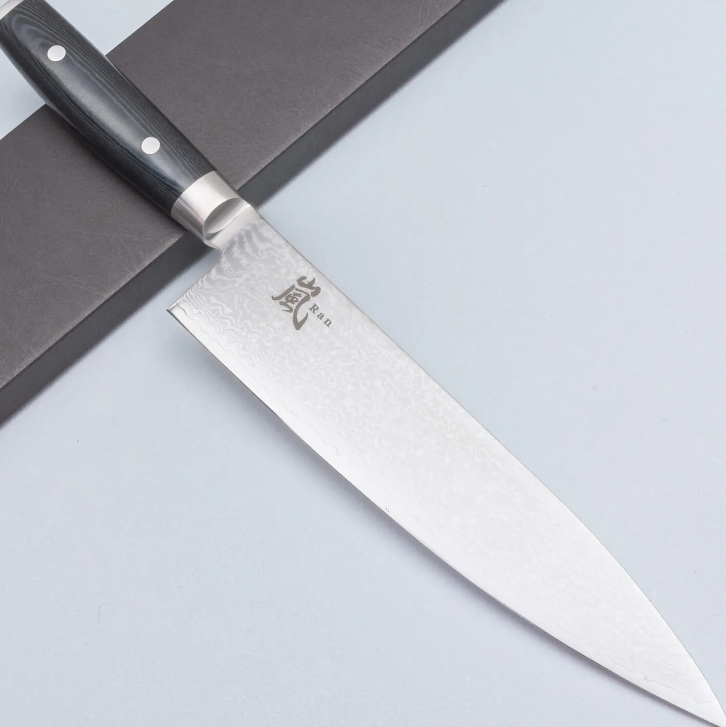 Yaxell Ran 69 Gyuto 24 cm
