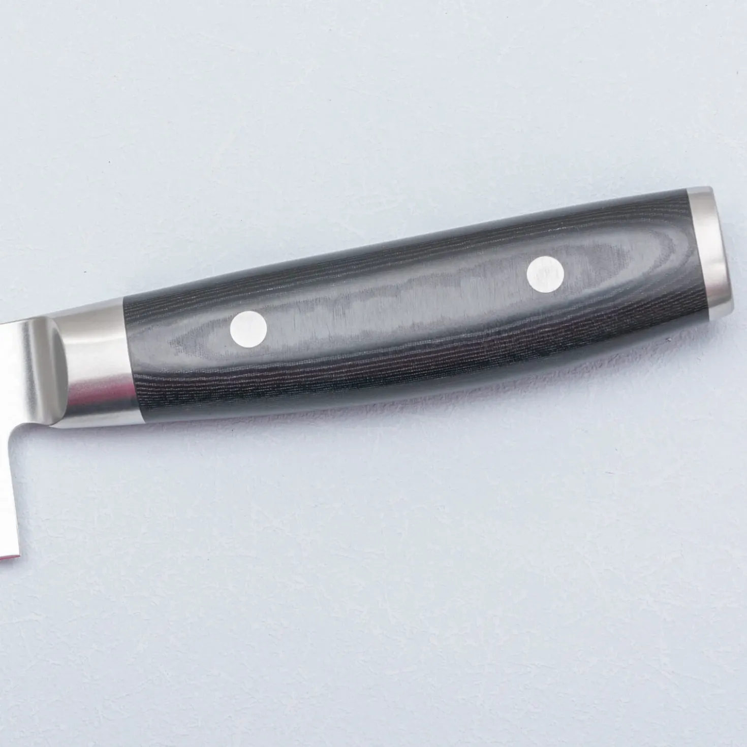 Yaxell Ran 69 Santoku 16.5 cm