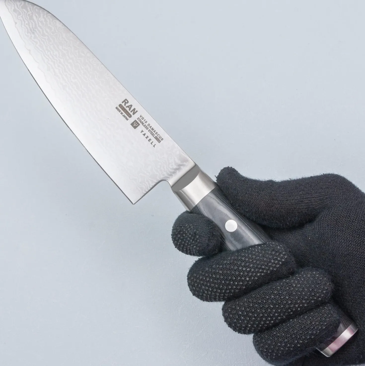 Yaxell Ran 69 Santoku 16.5 cm